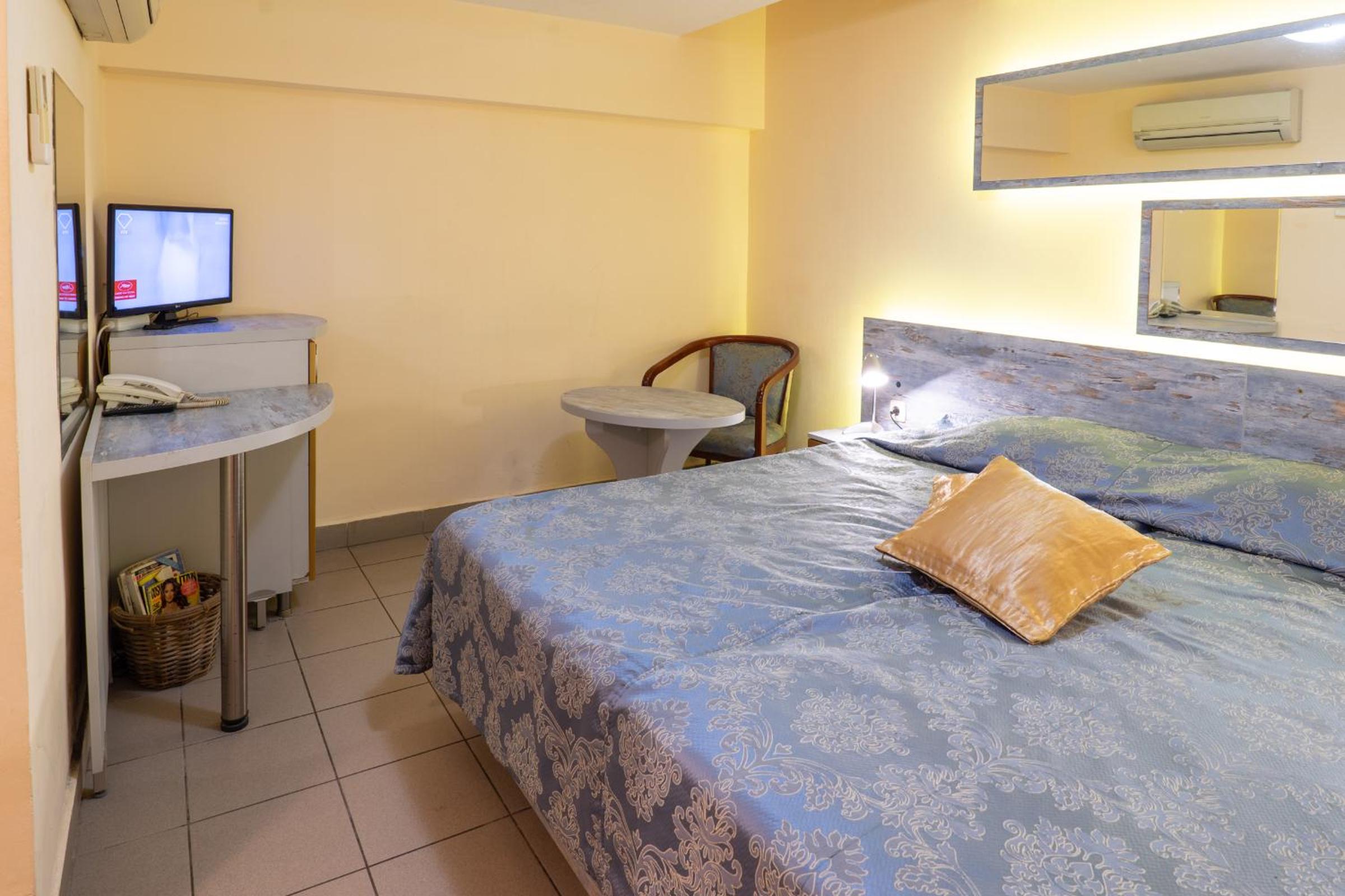 Double Room - Basement