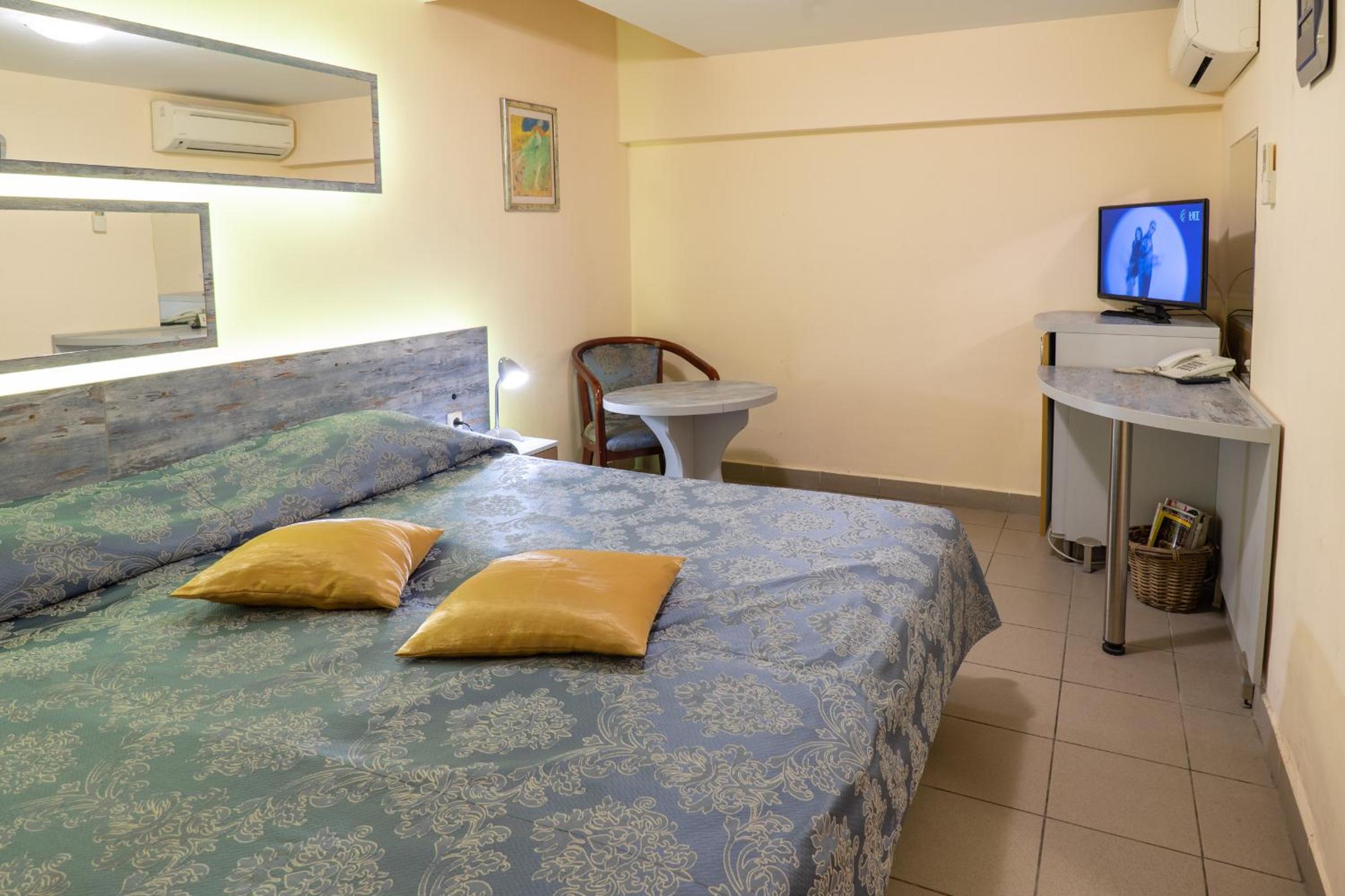 Double Room - Basement