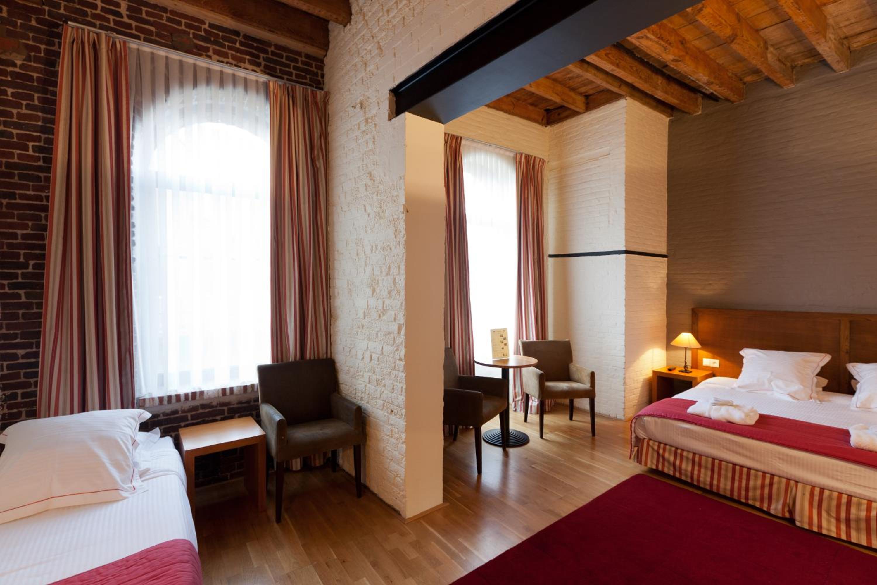 Deluxe Double or Twin Room