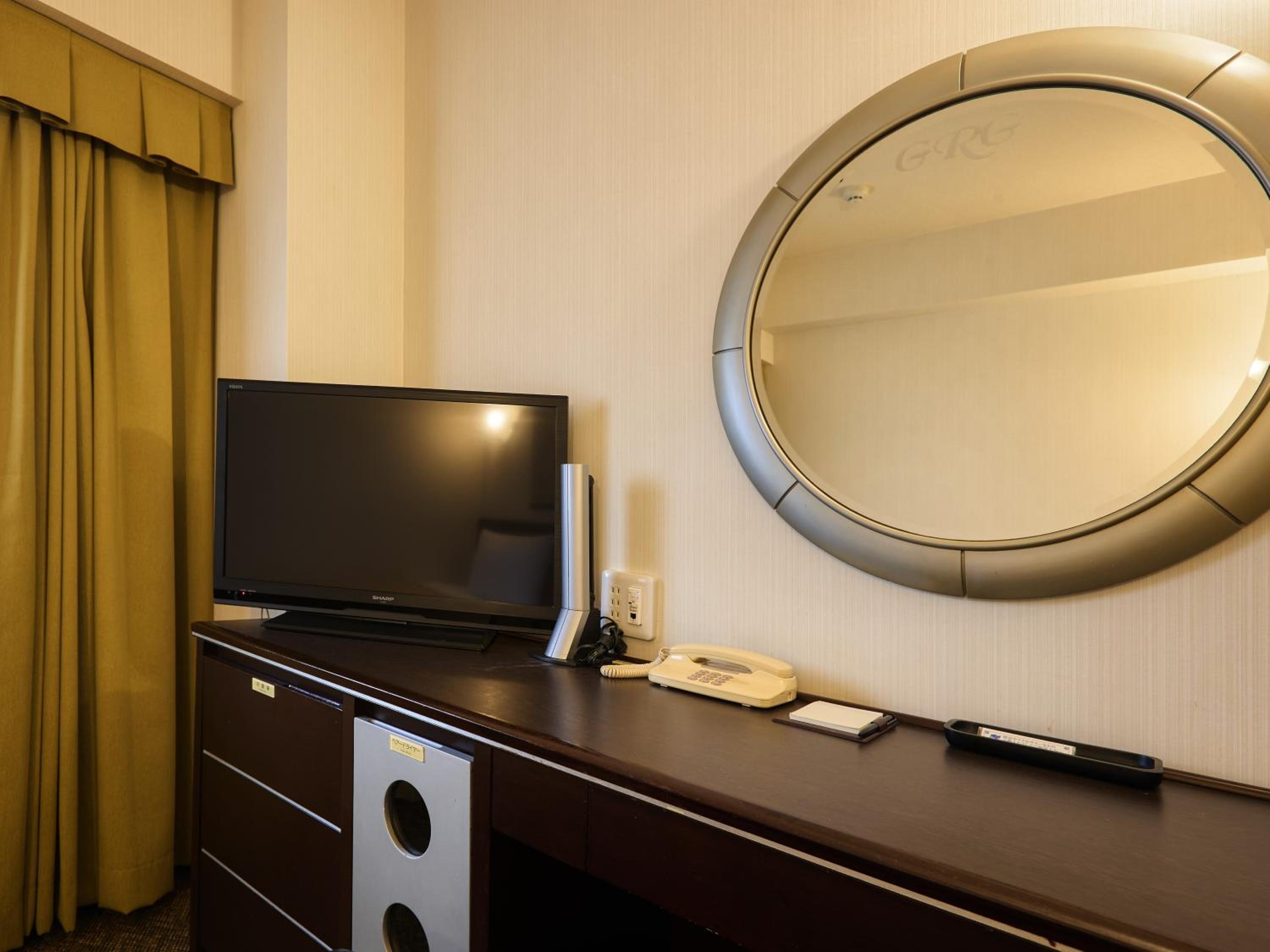 Double Room - Non-Smoking 