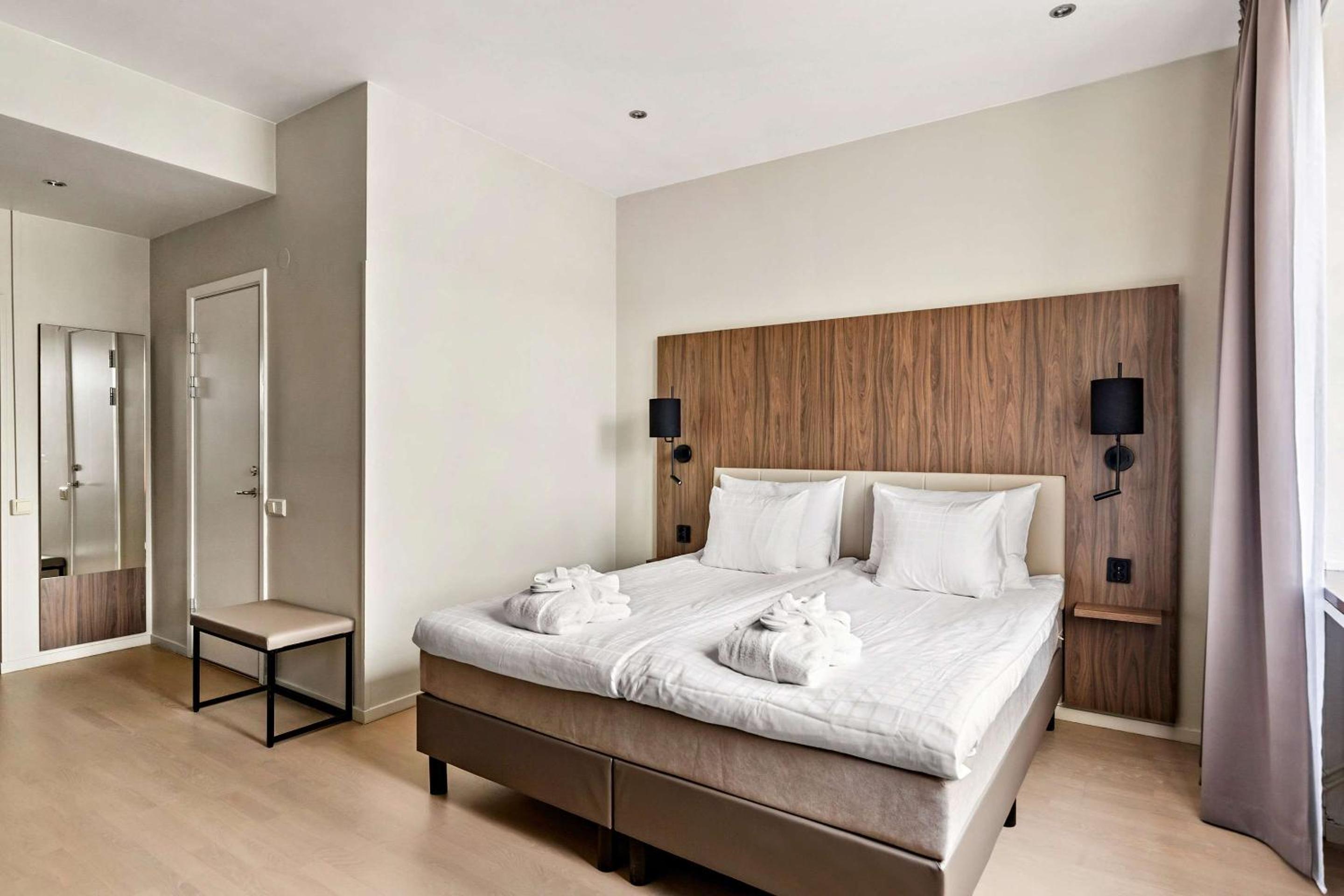 Superior King Room with Sofa Bed