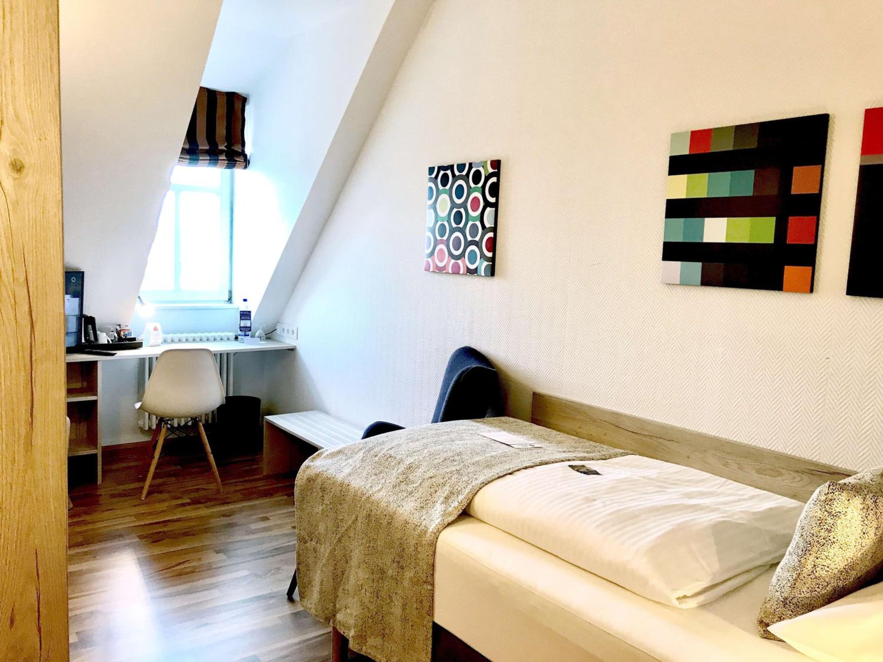 Standard Single Room