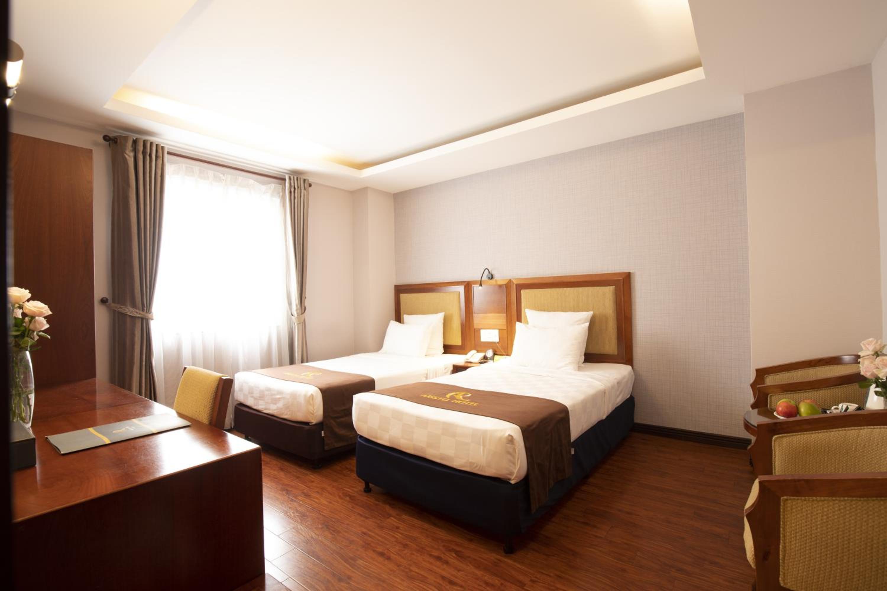 Premier Twin Room (Free Mini-bar)