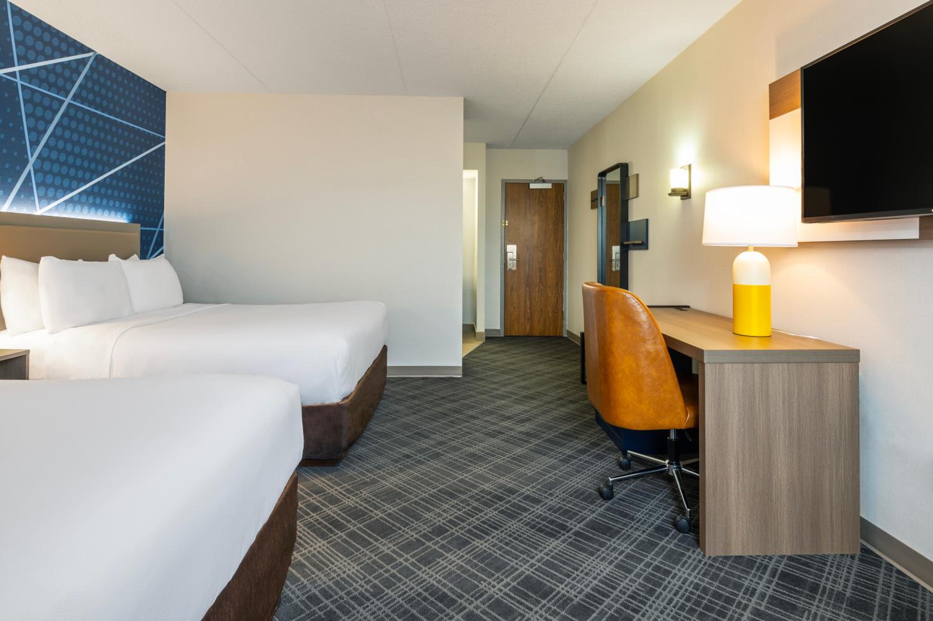 Queen Room with Two Queen Beds - Non-Smoking