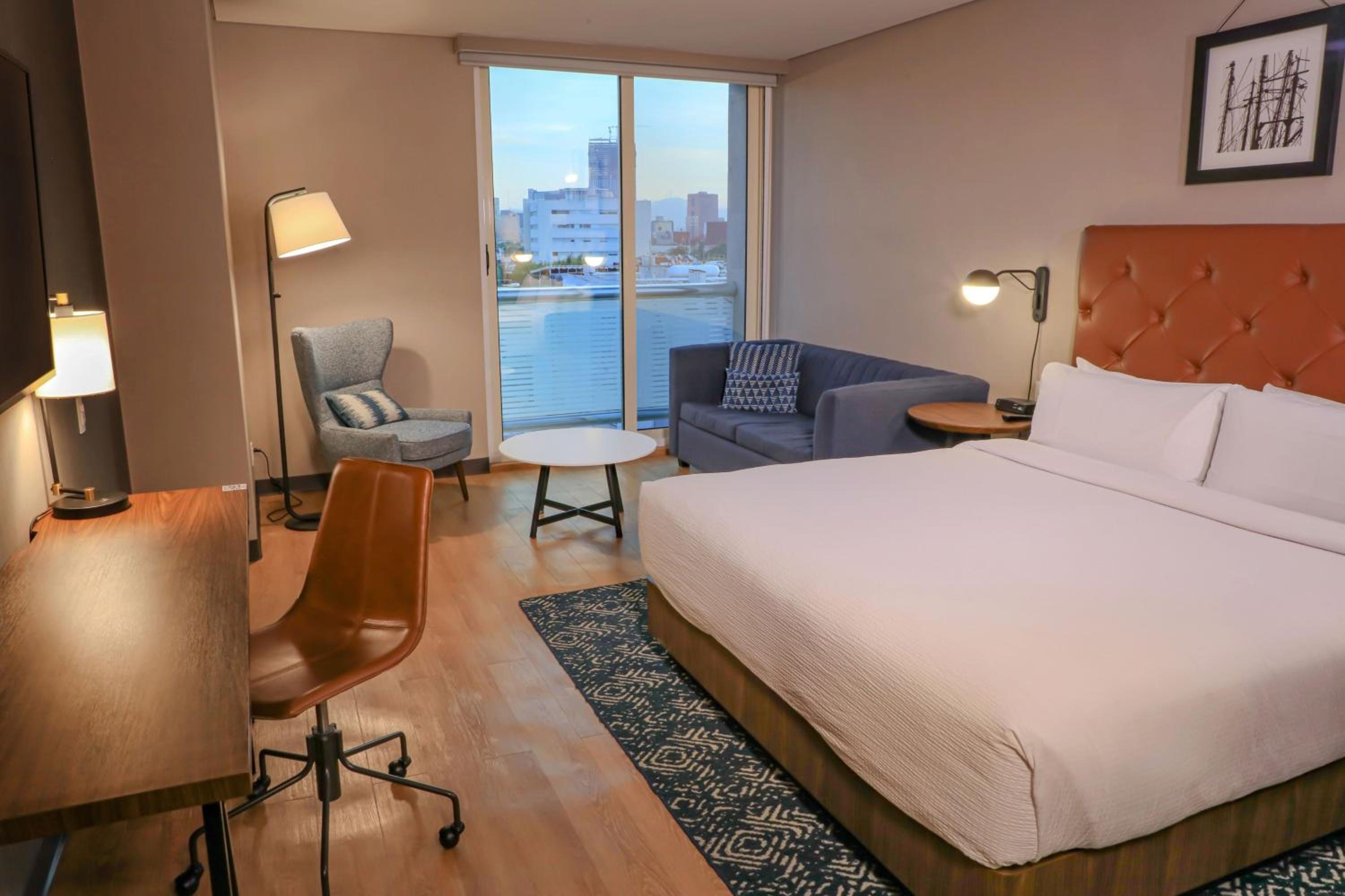 Superior King Room