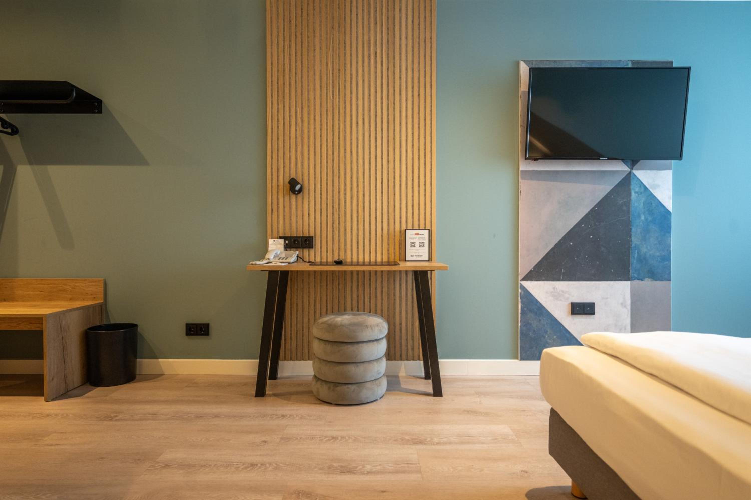Standard Single Room