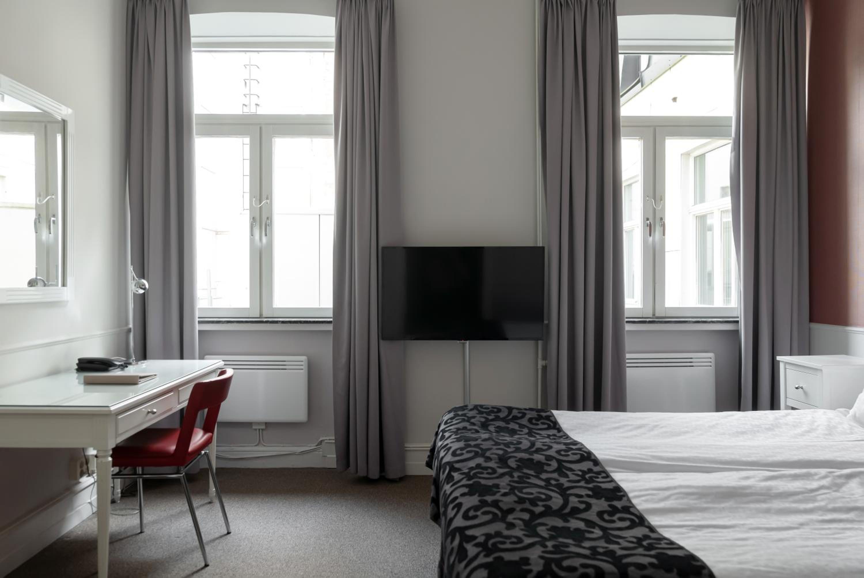 Classic Double or Twin Room