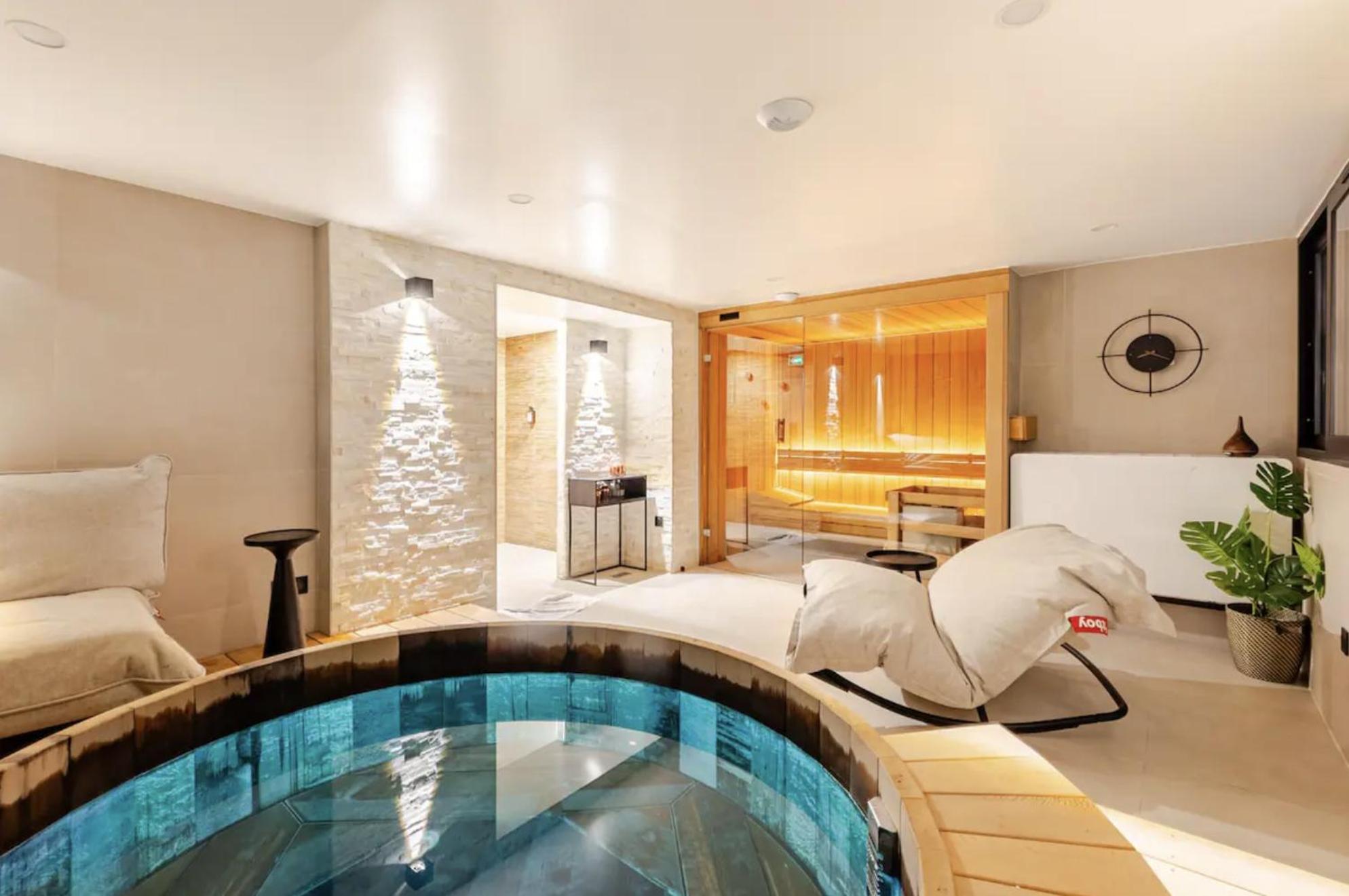 Double Room with 45mn private spa access