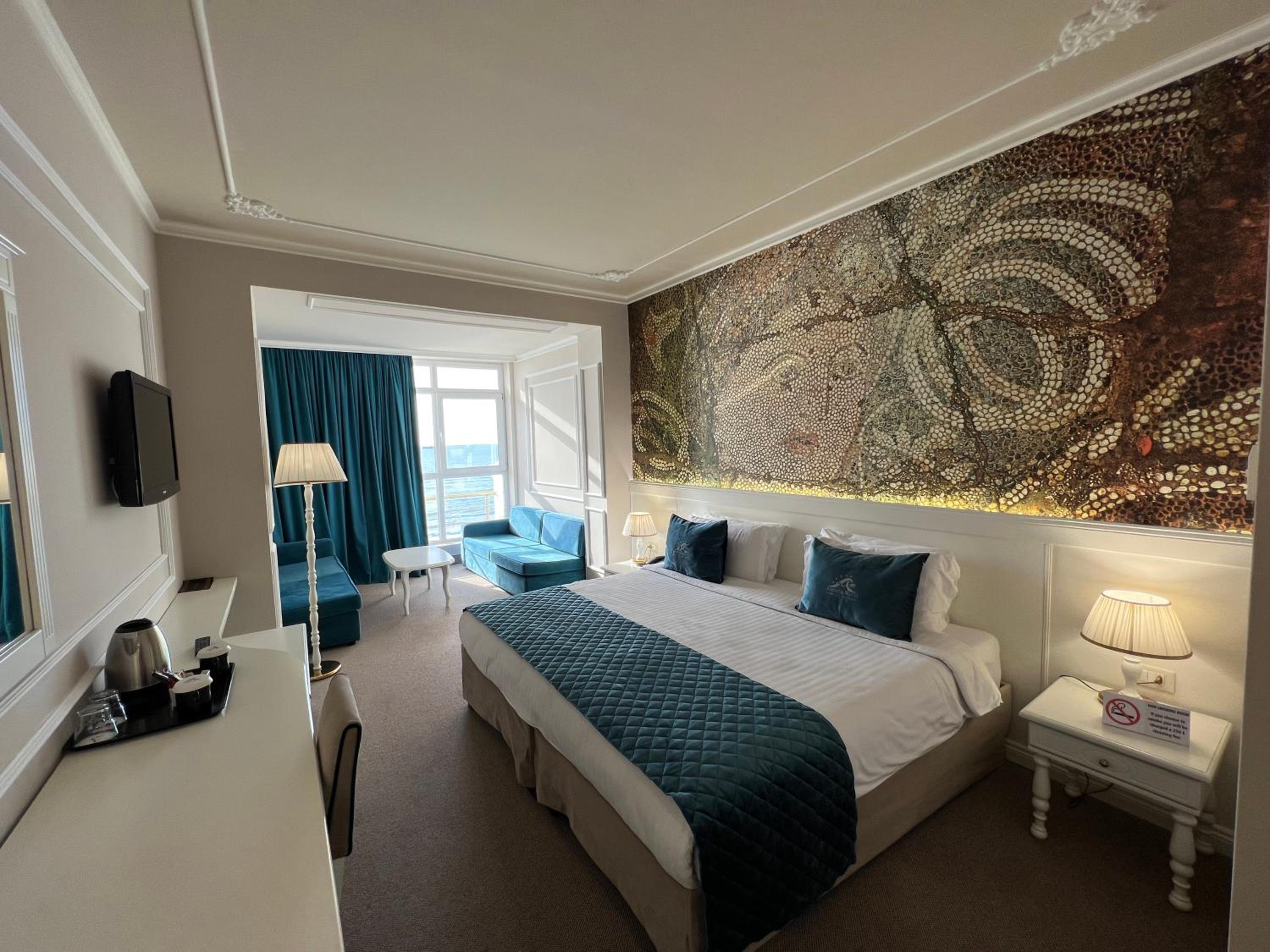 Superior Double or Twin Room with Sea View