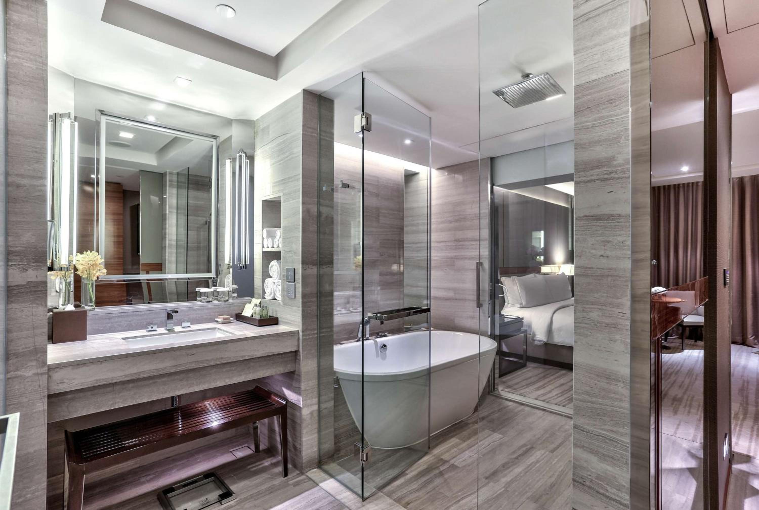 Executive King Suite