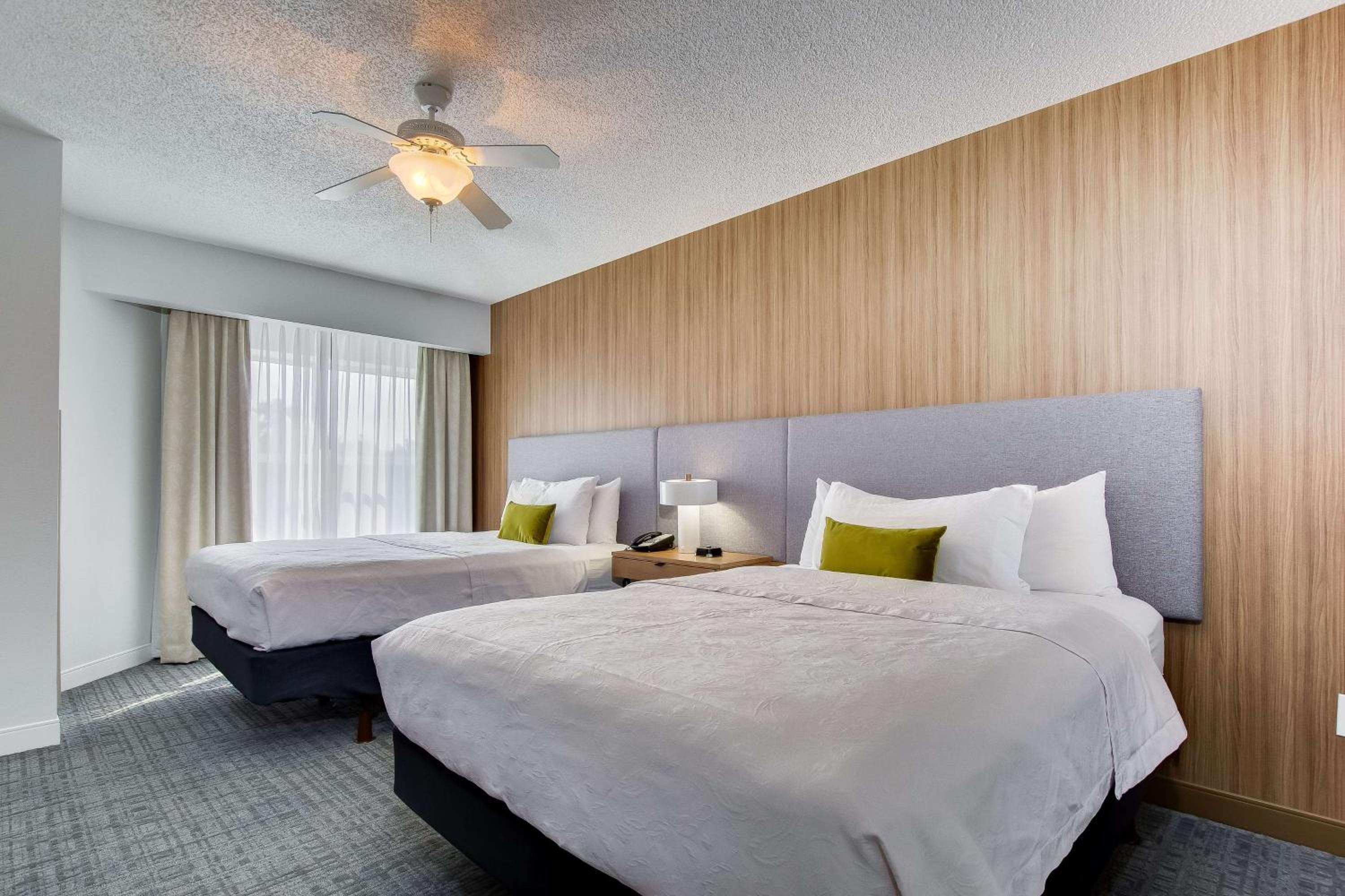 Two Bedroom Suite with One King and Two Queen Beds - Non-Smoking