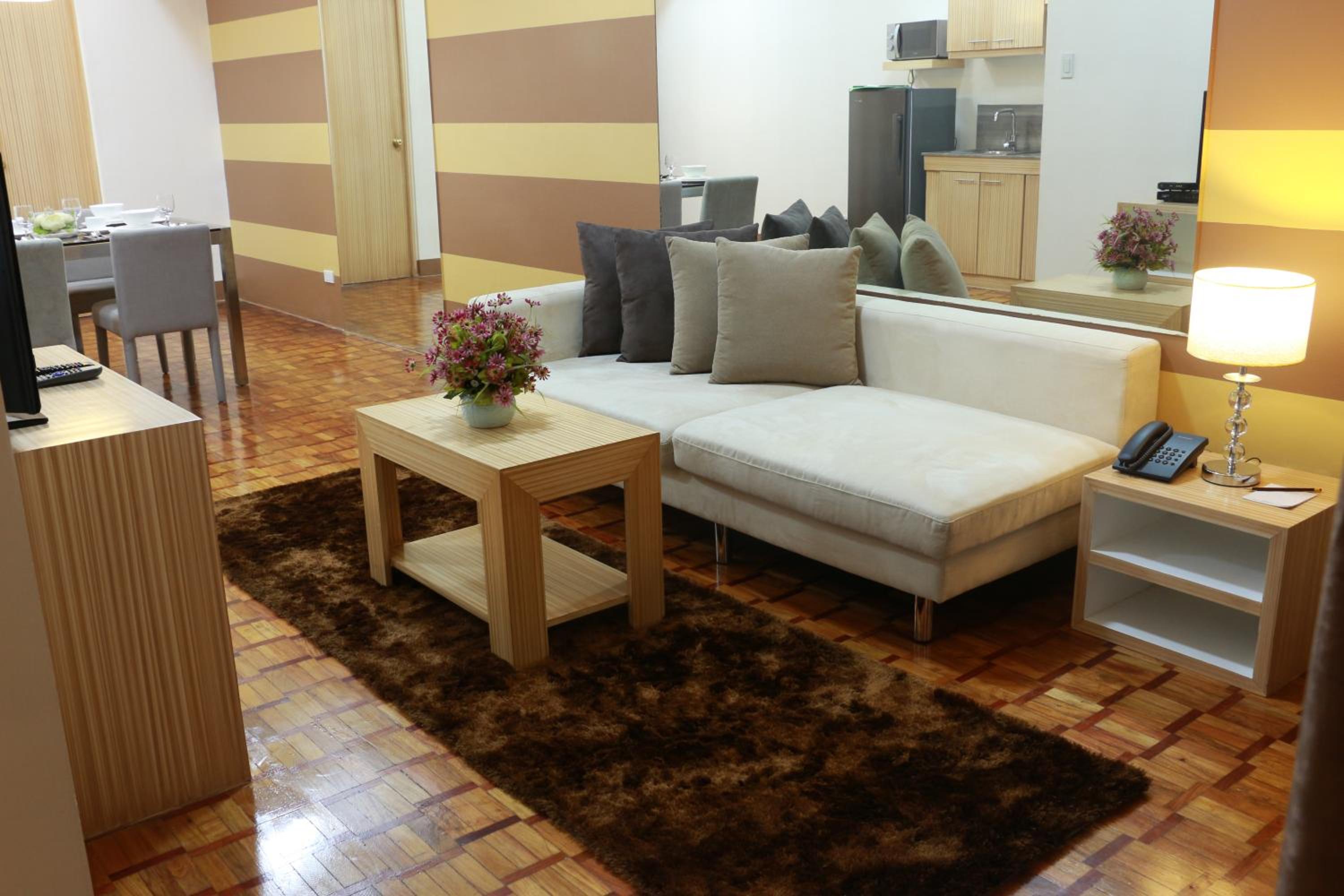 One-Bedroom Suite
