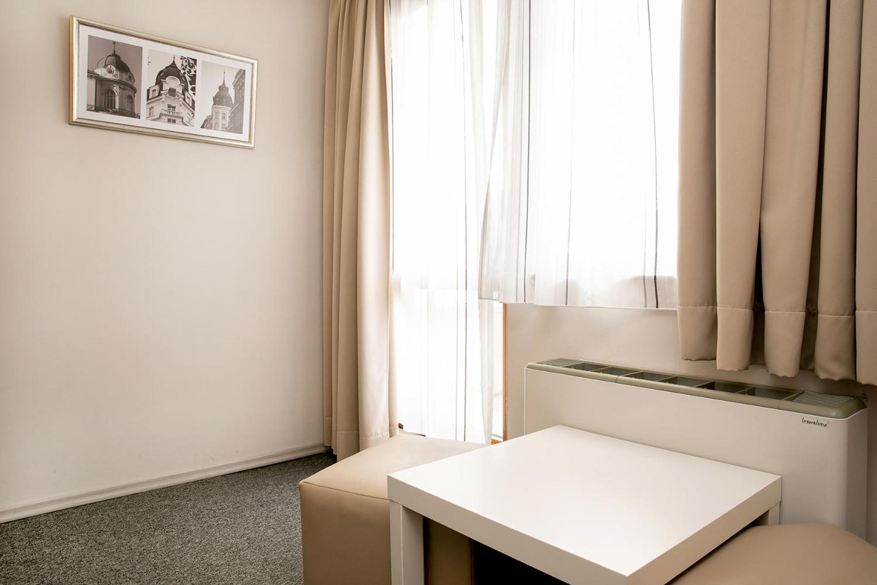 Deluxe Twin Room with Balcony