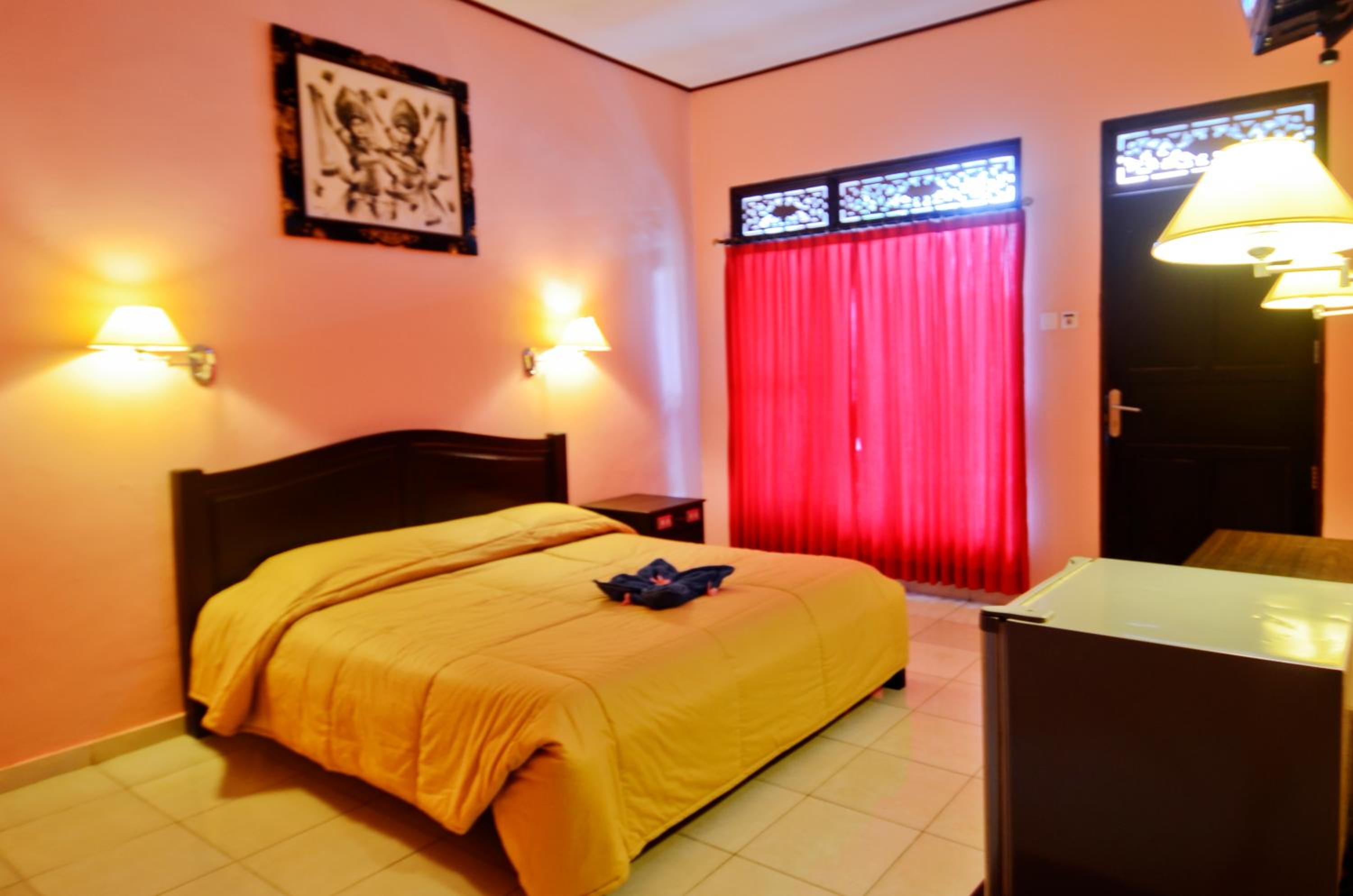 Standard Double Room with Breakfast