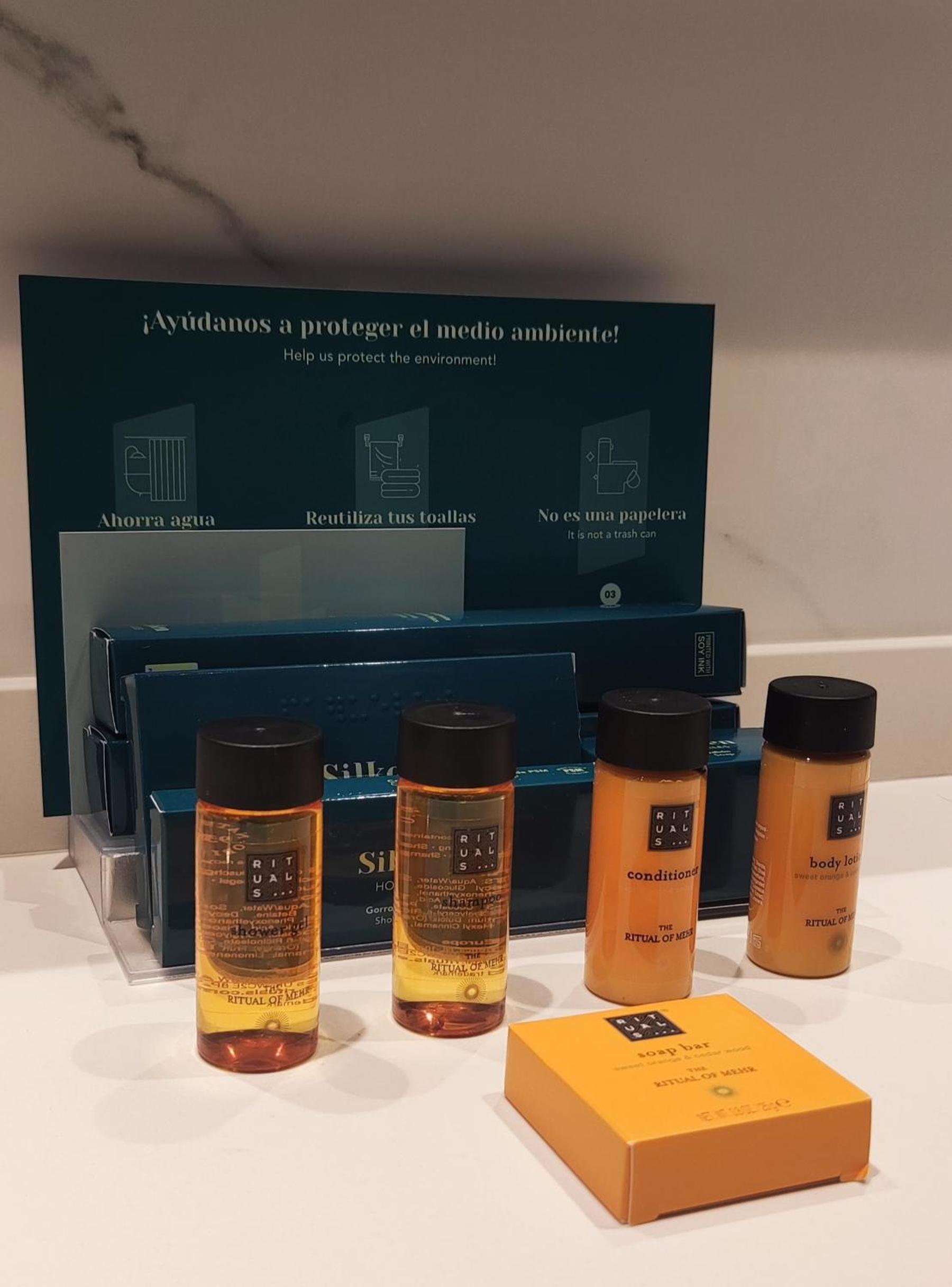 Club  Deluxe Double Room