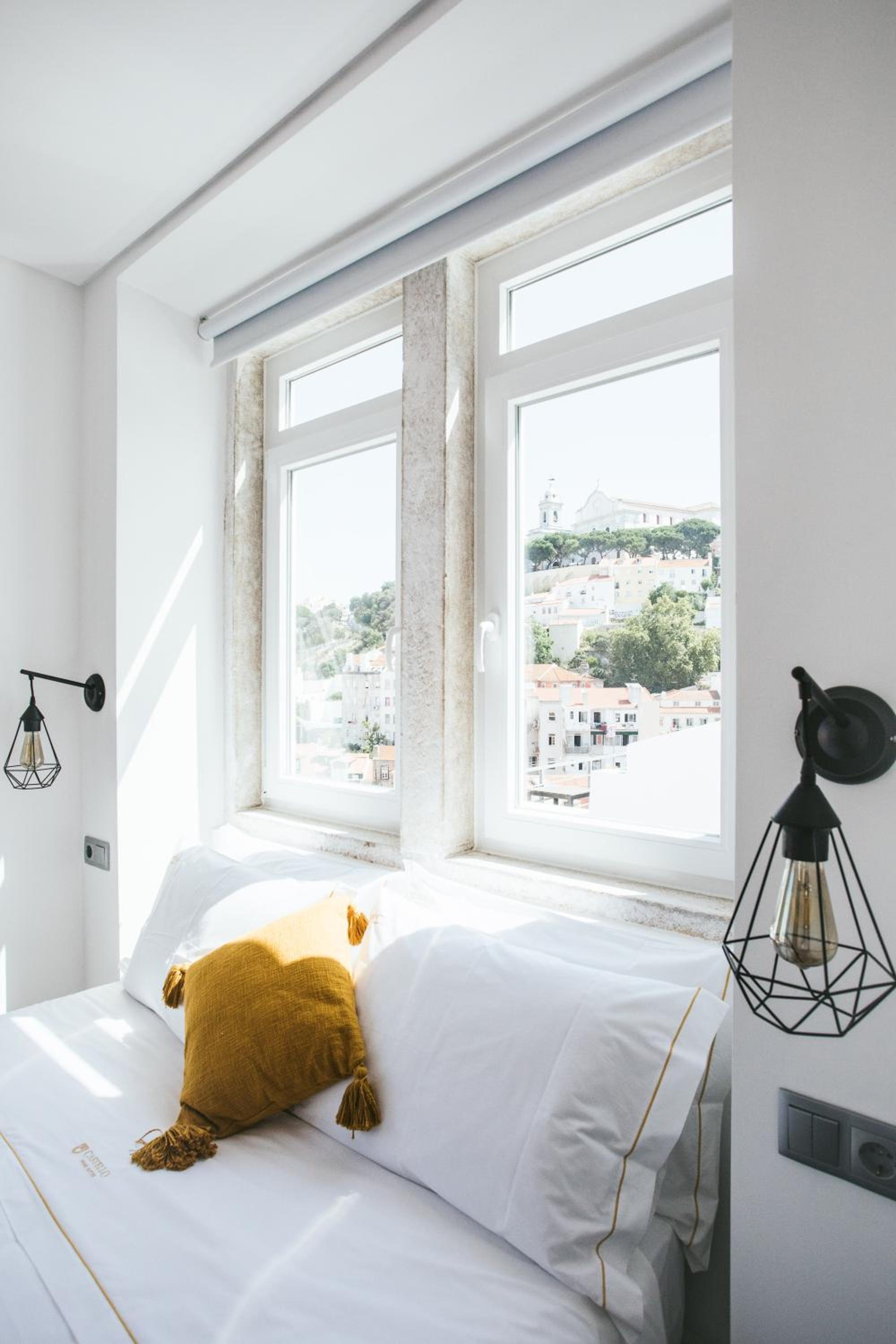 Deluxe One-Bedroom Apartment with Balcony and View