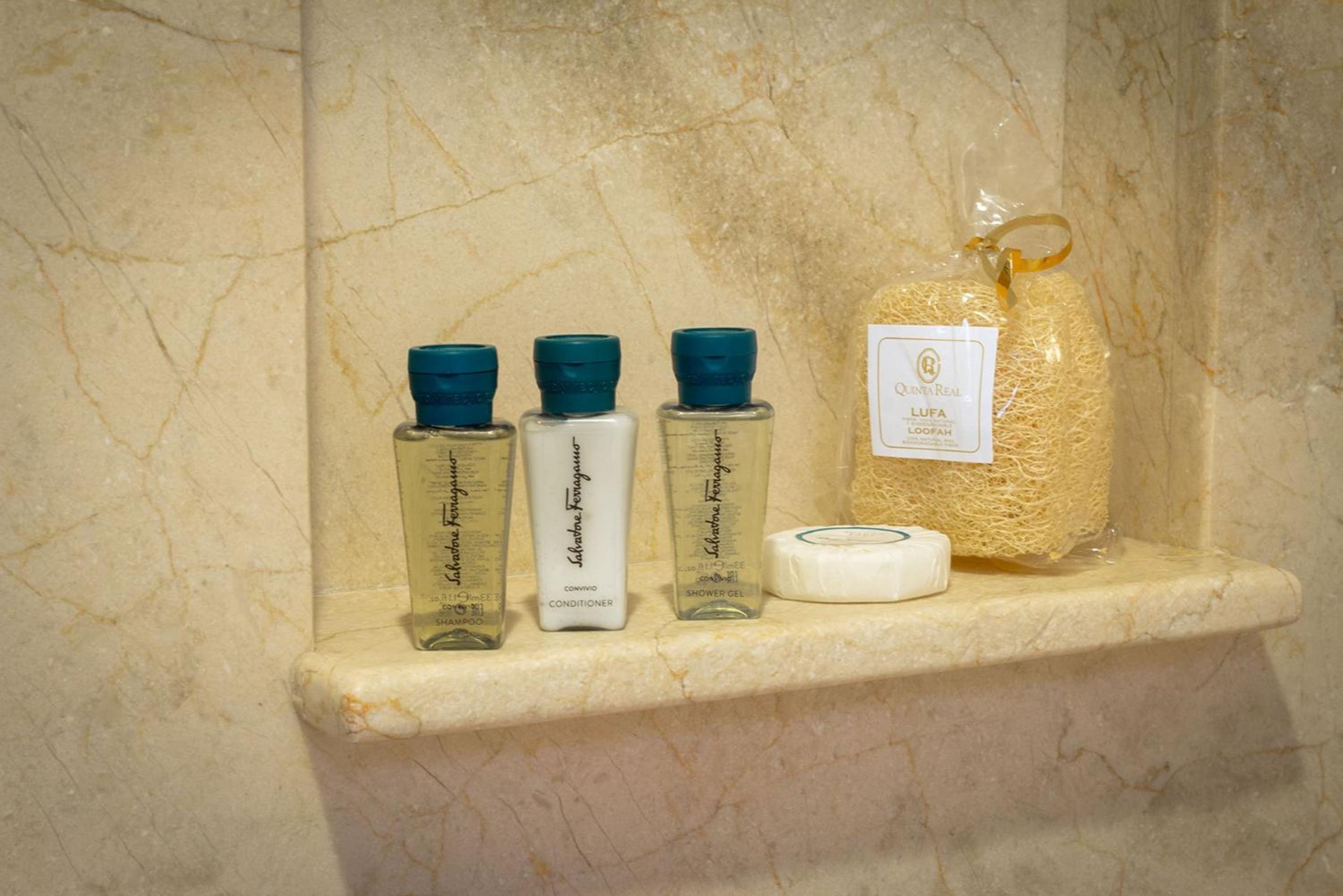 Grand Class King Suite