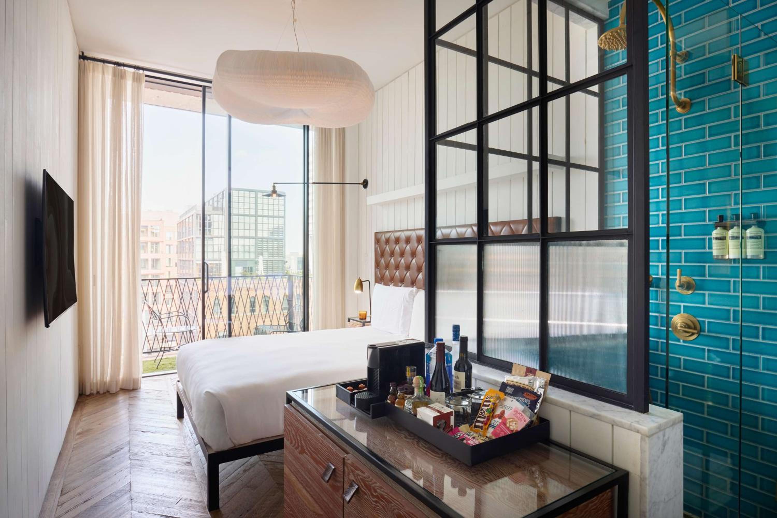 City View Queen Balcony