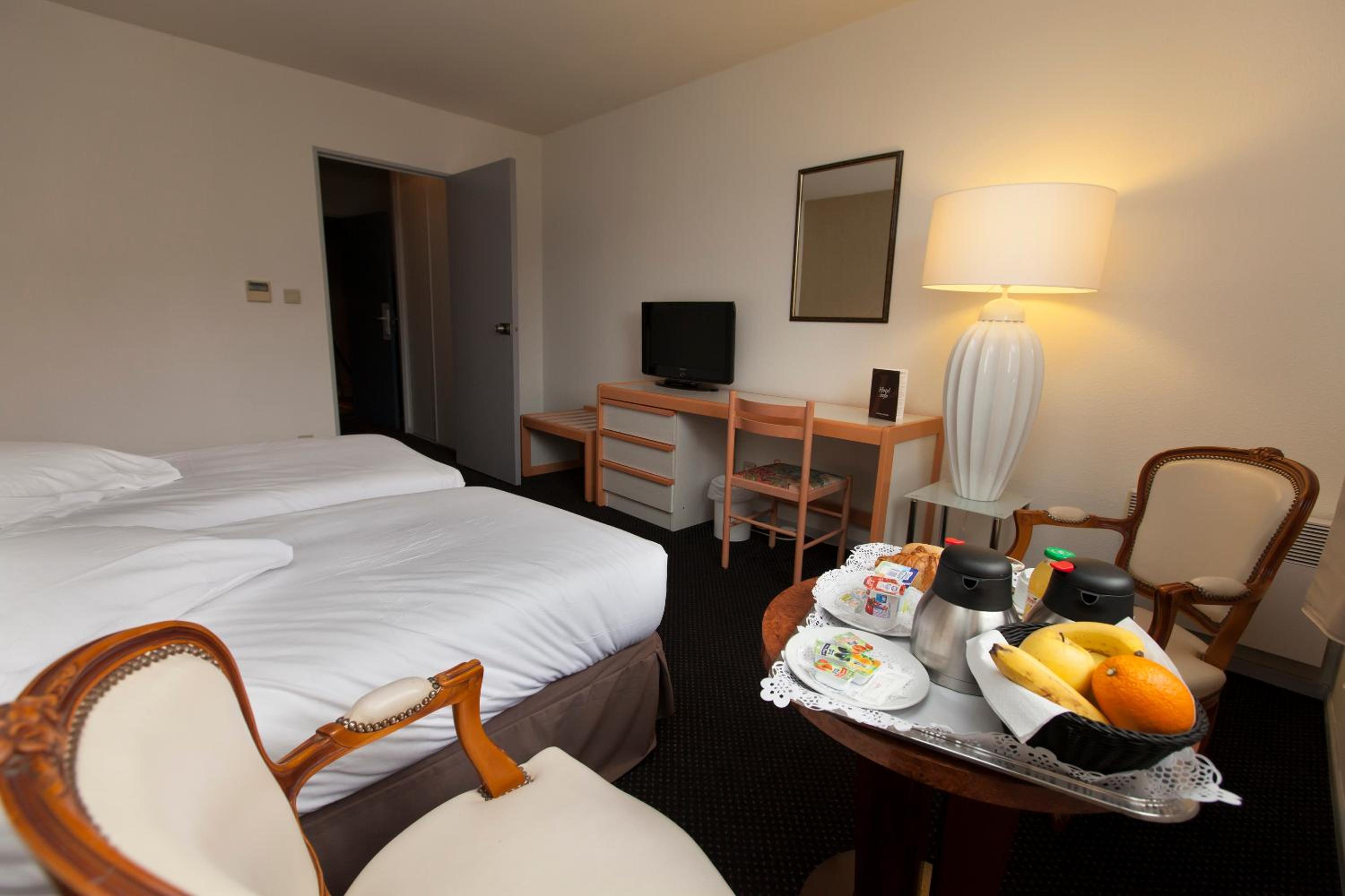 Classic Quadruple Room