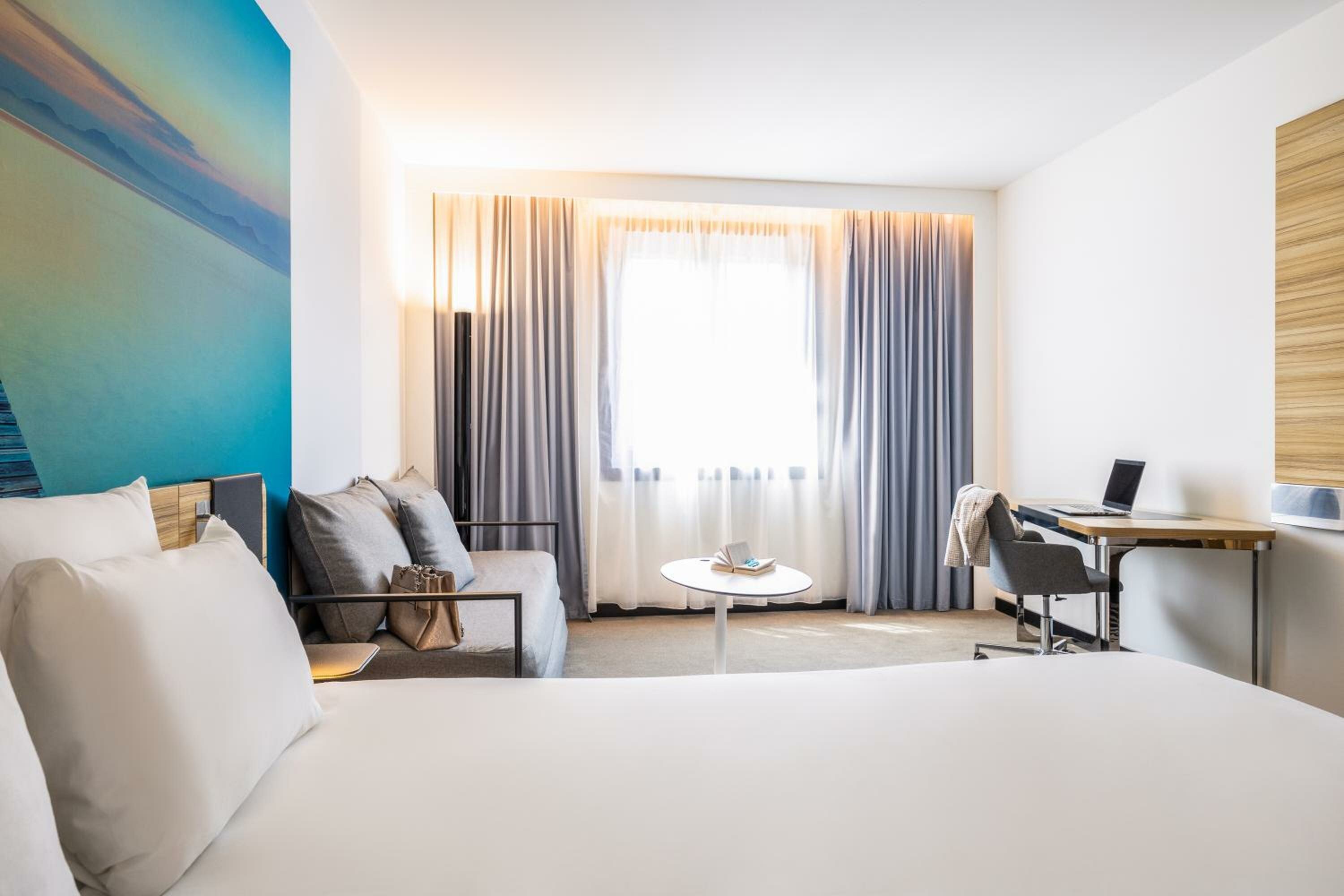 Superior Family Room