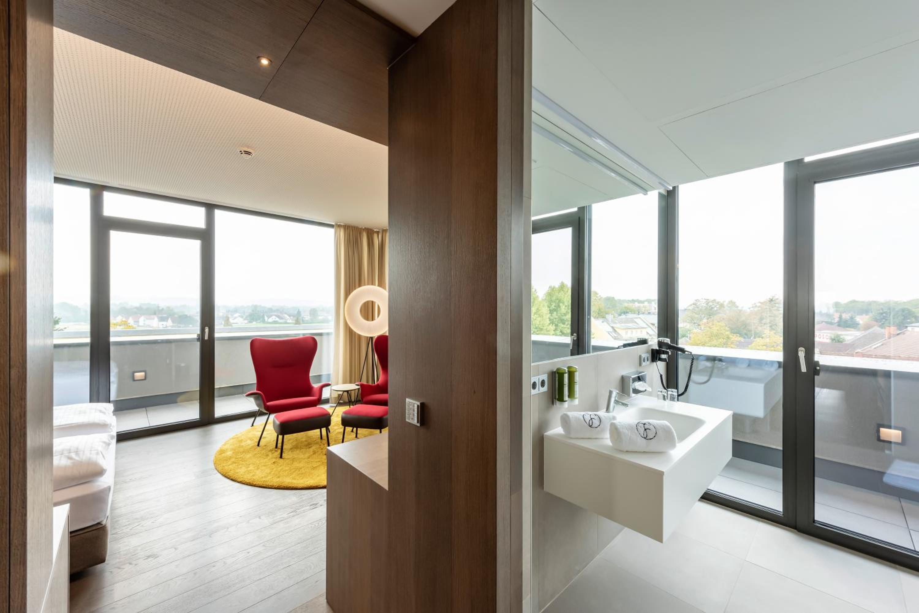 Deluxe Double Room with Balcony