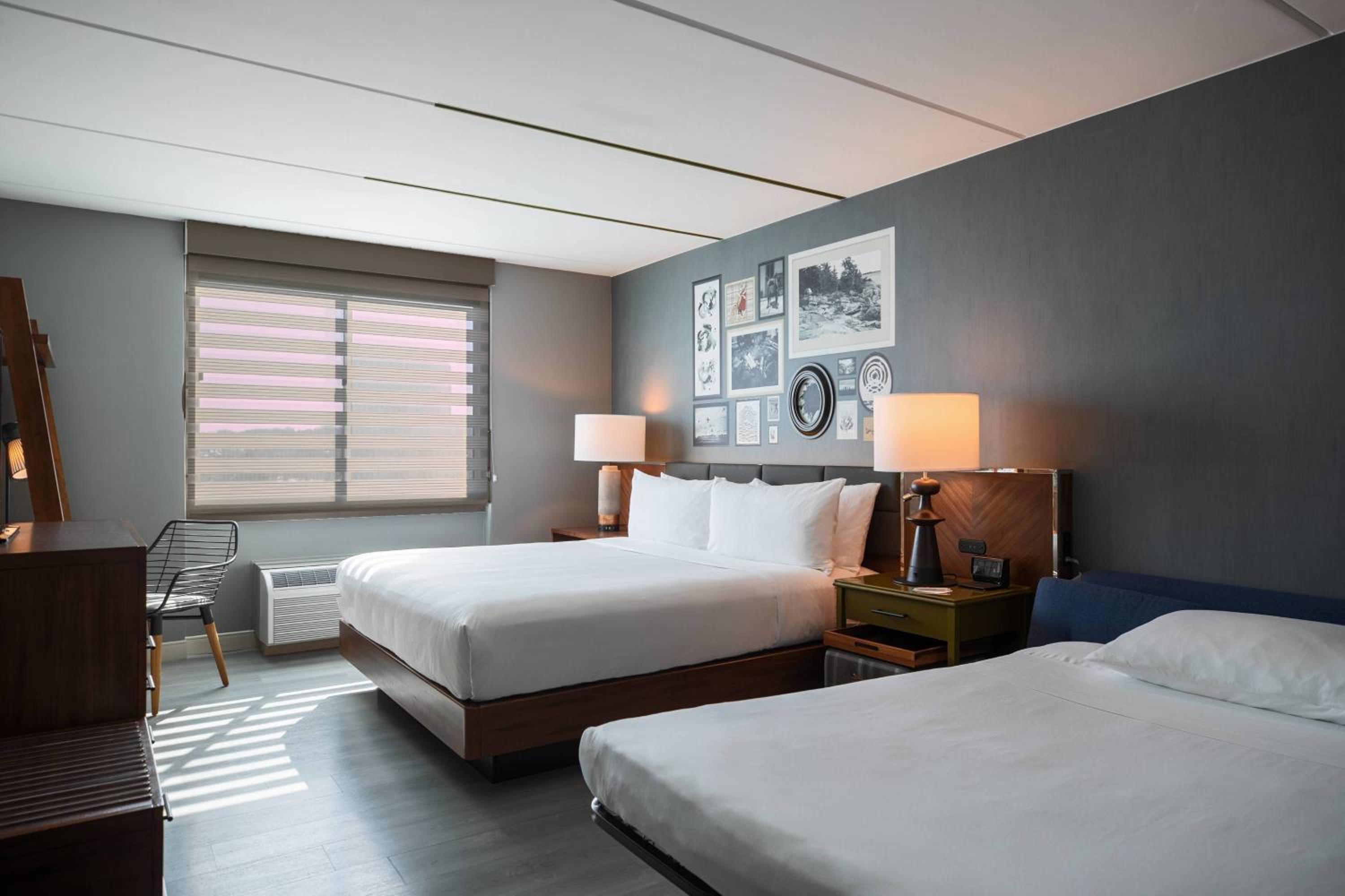 King Room with Sofa Bed