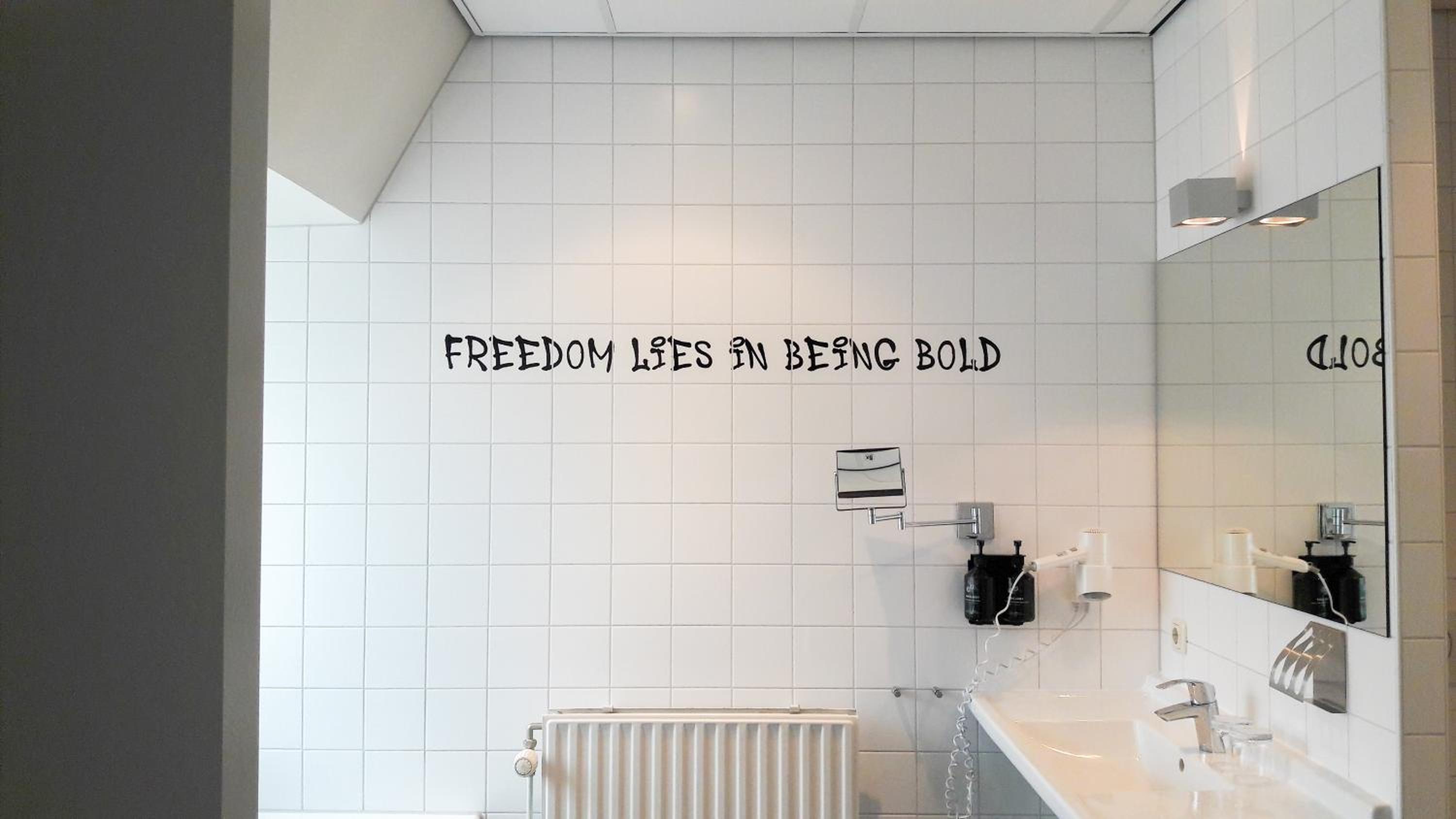 Deluxe Romantic Room with Bath