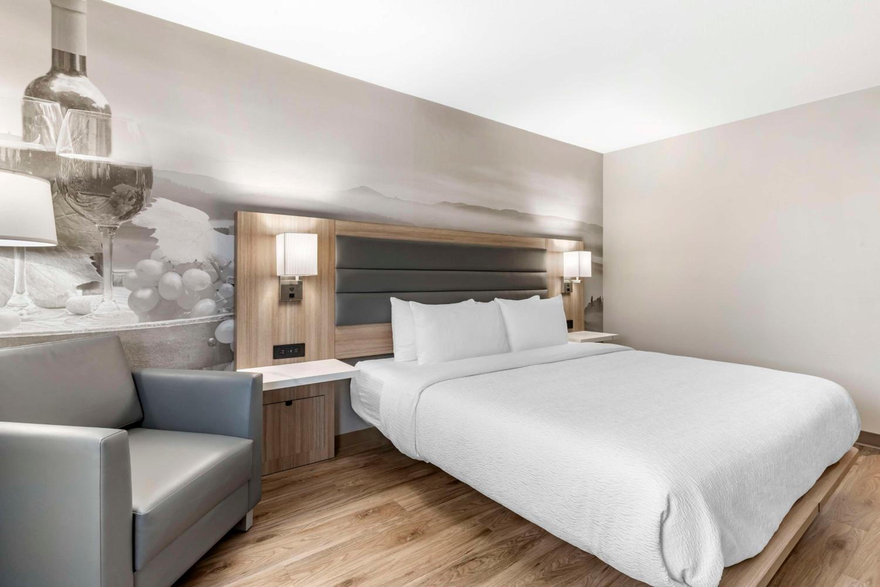 Queen Room with Two Queen Beds - Disability Access