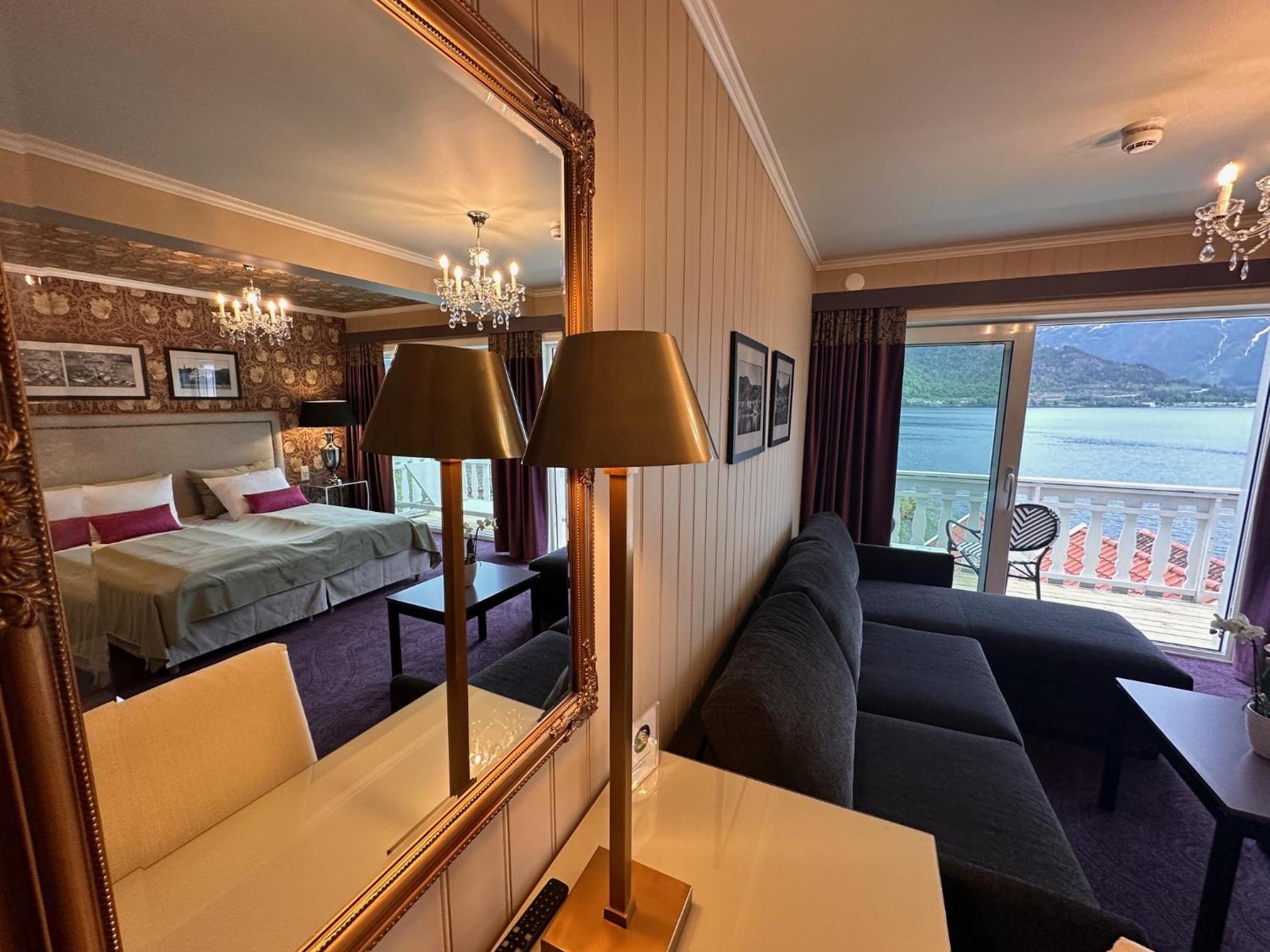 Deluxe Room with Balcony and Fjord View