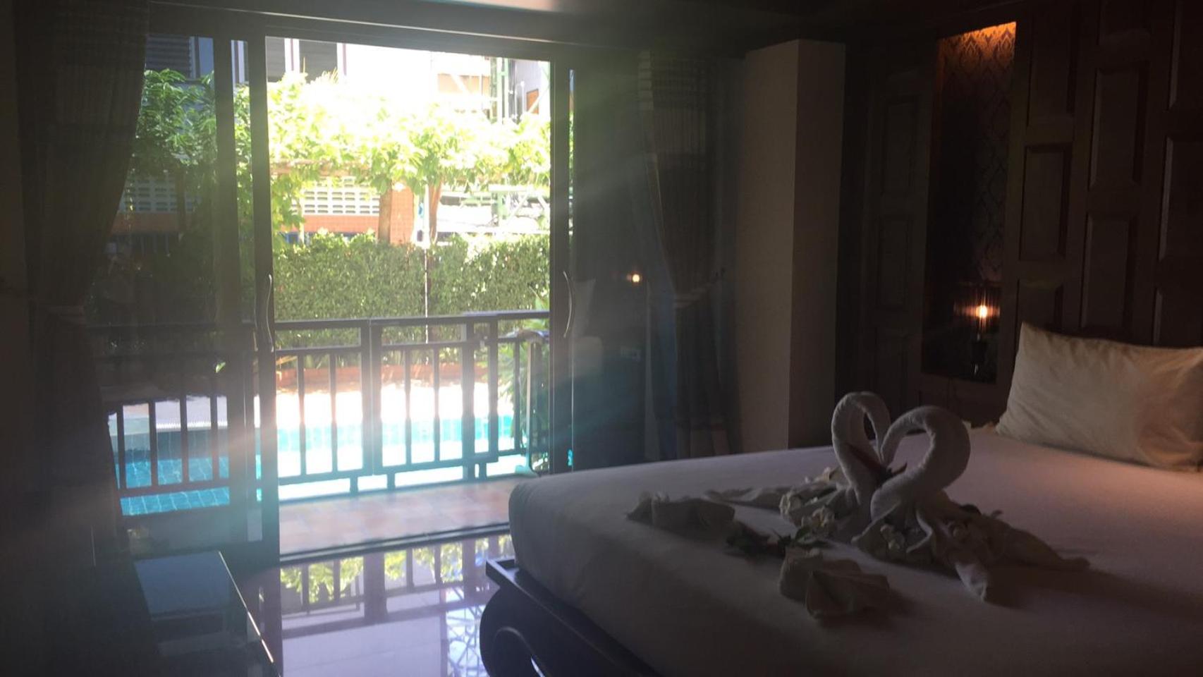 Grand Deluxe with Pool Access Room