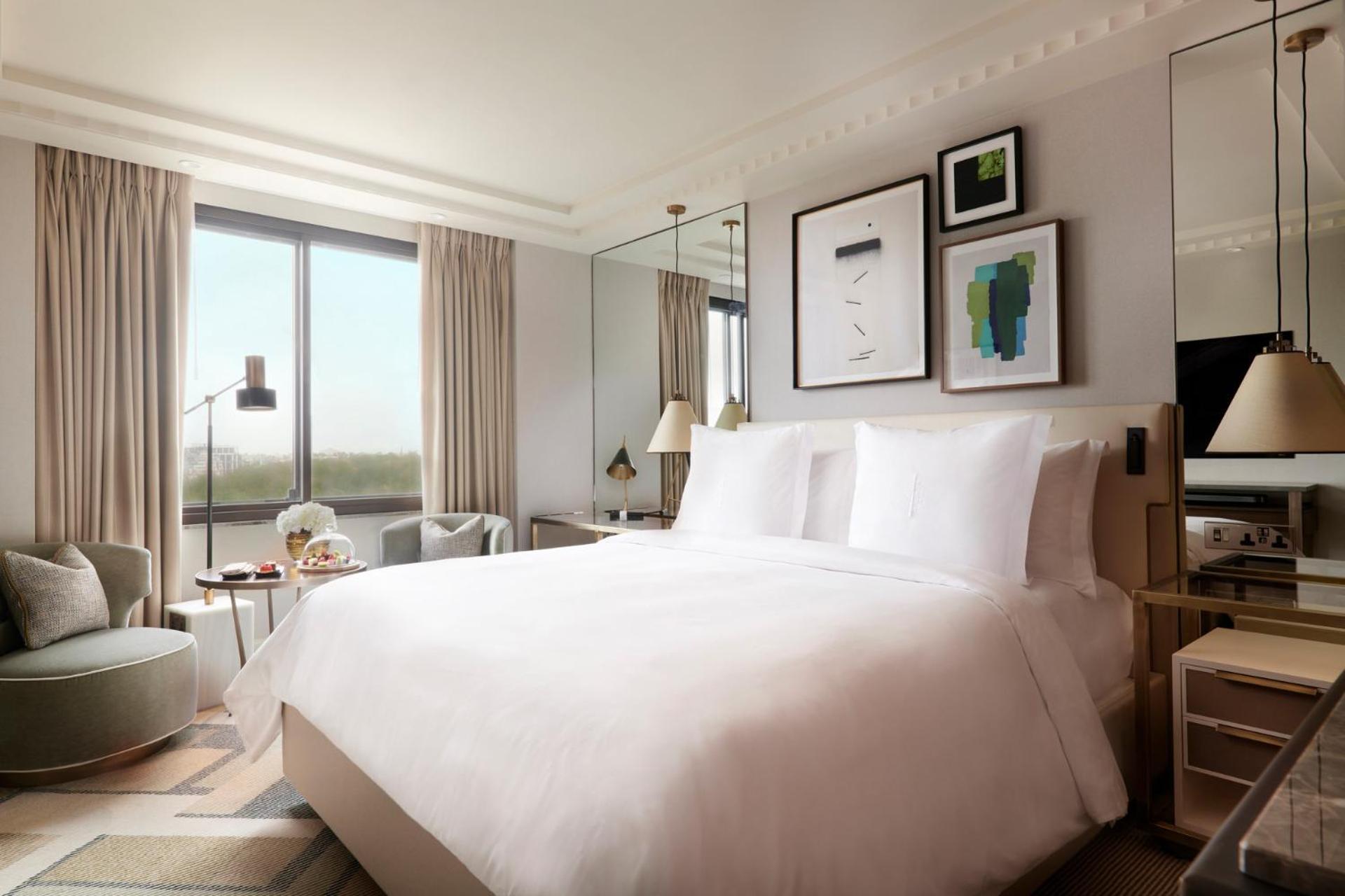 Premier King Room