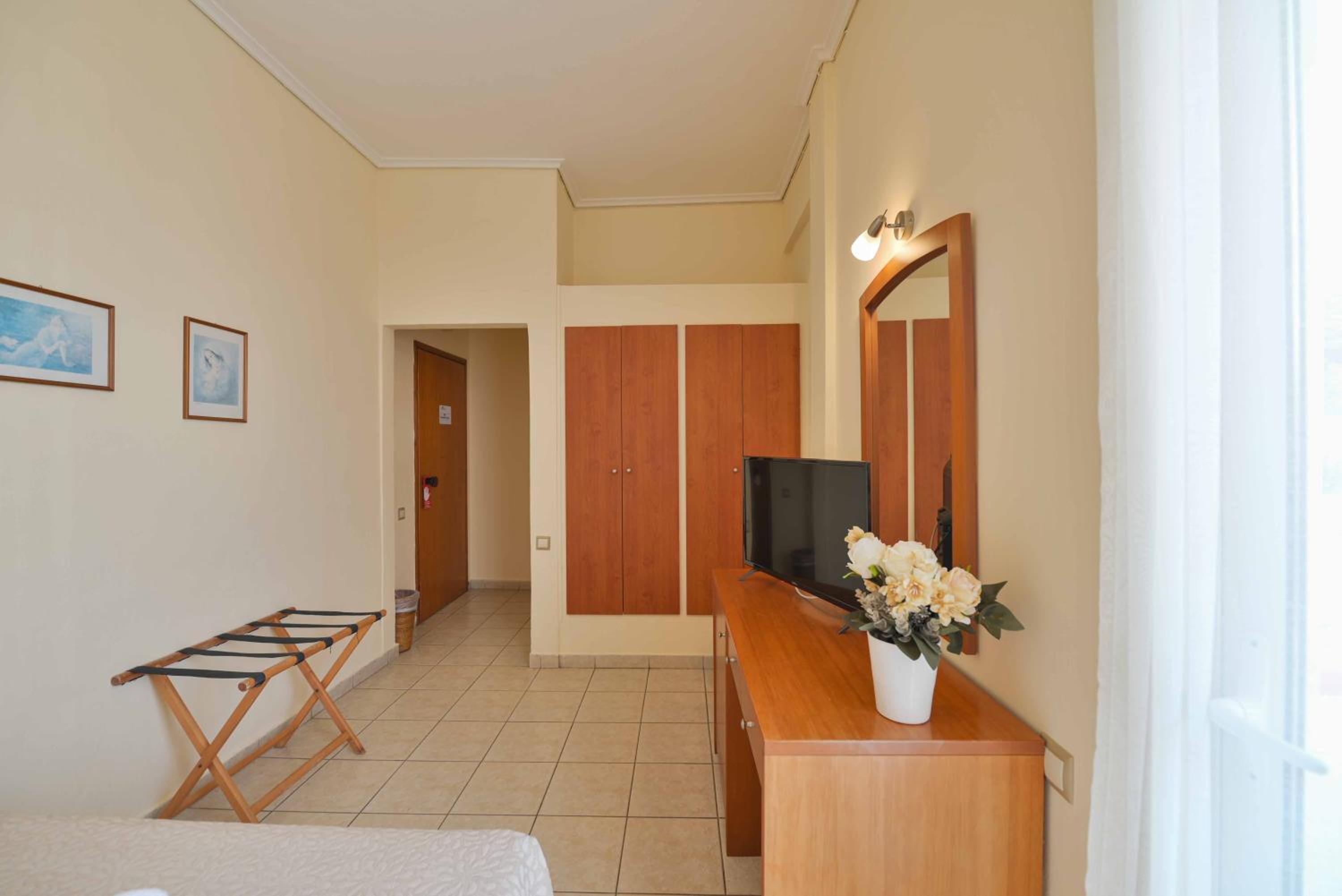 Double Room with Pool View