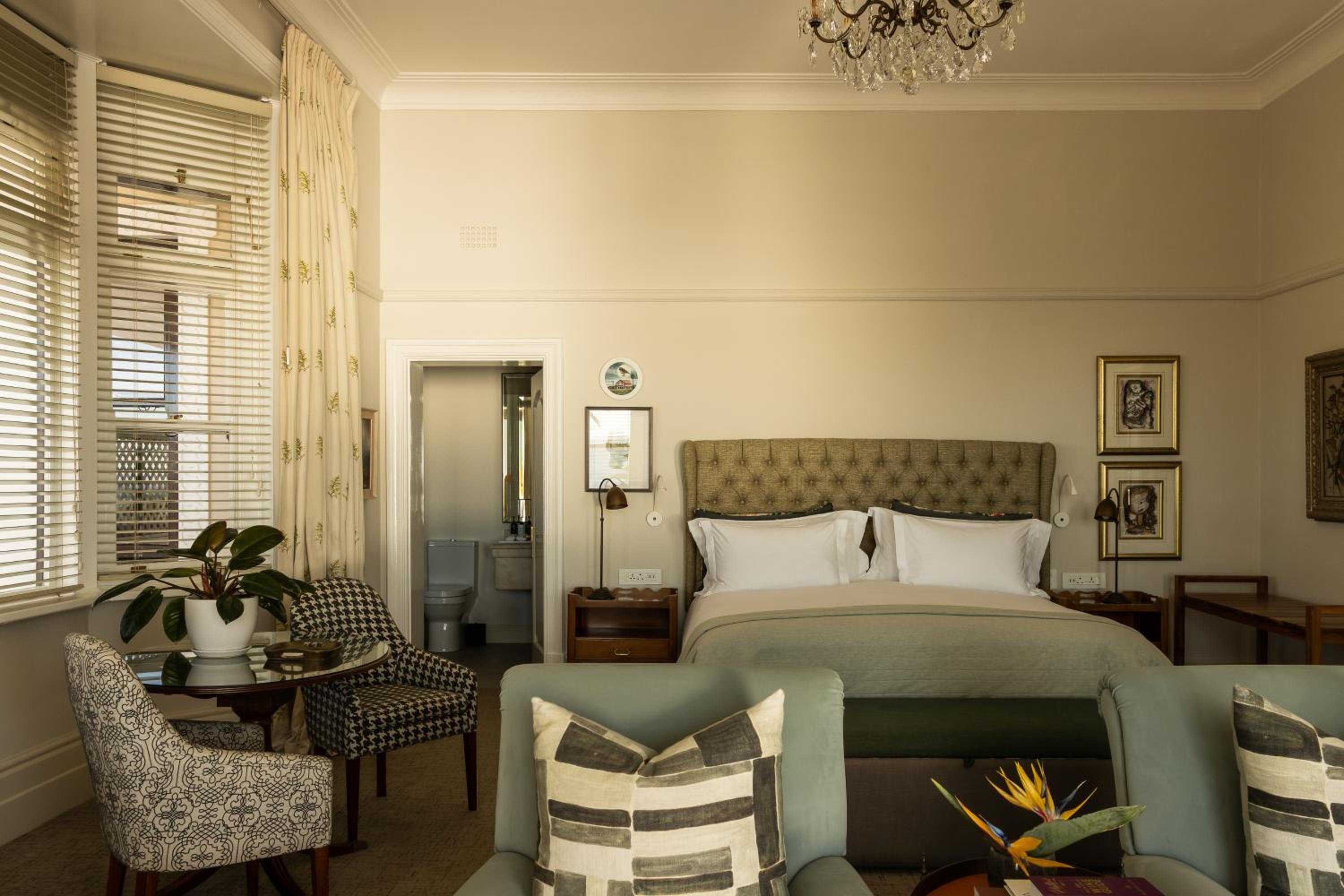 Deluxe Double Room with Balcony and Sea View