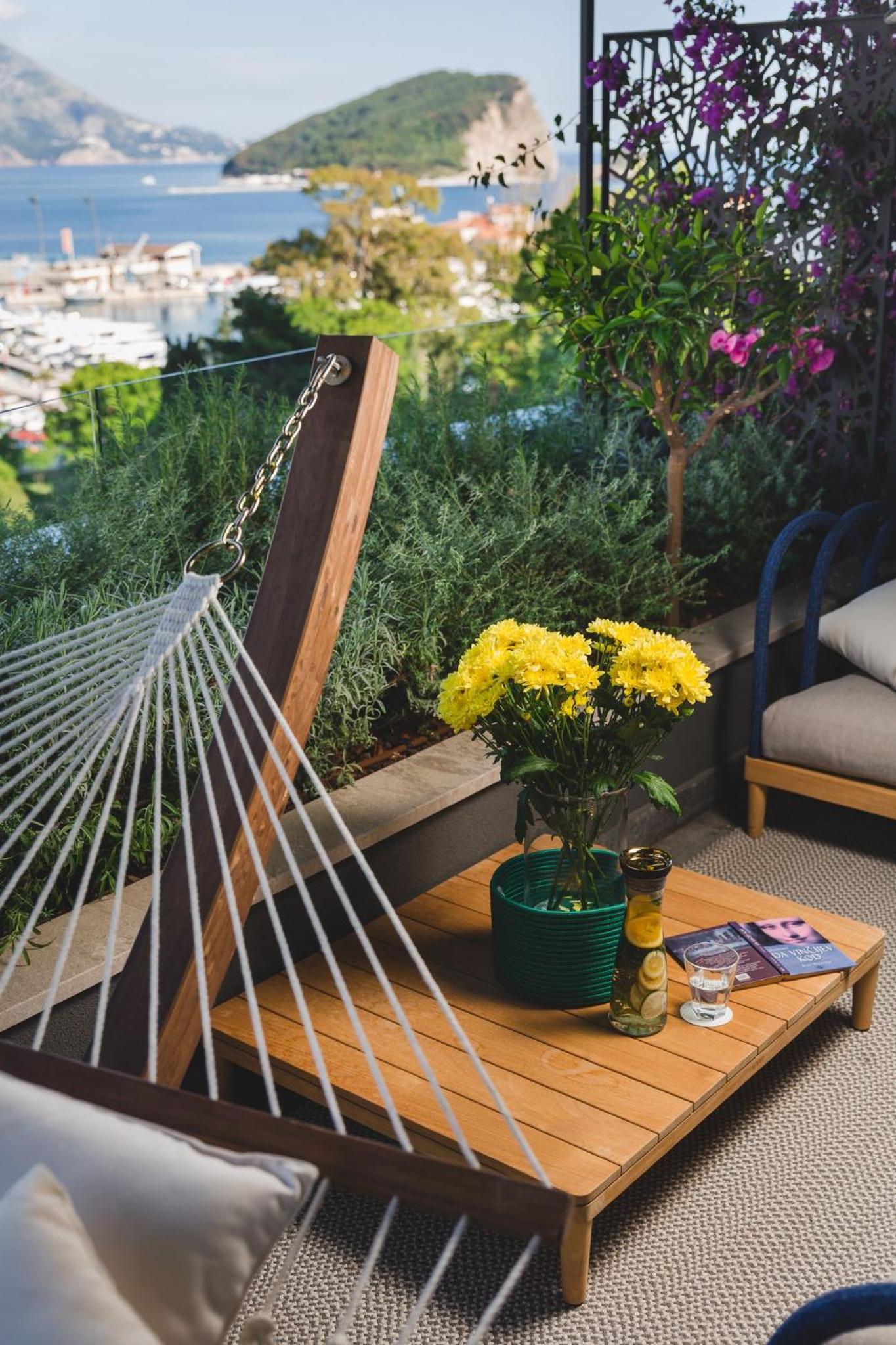 Executive Junior Suite with Terrace and Sea View 