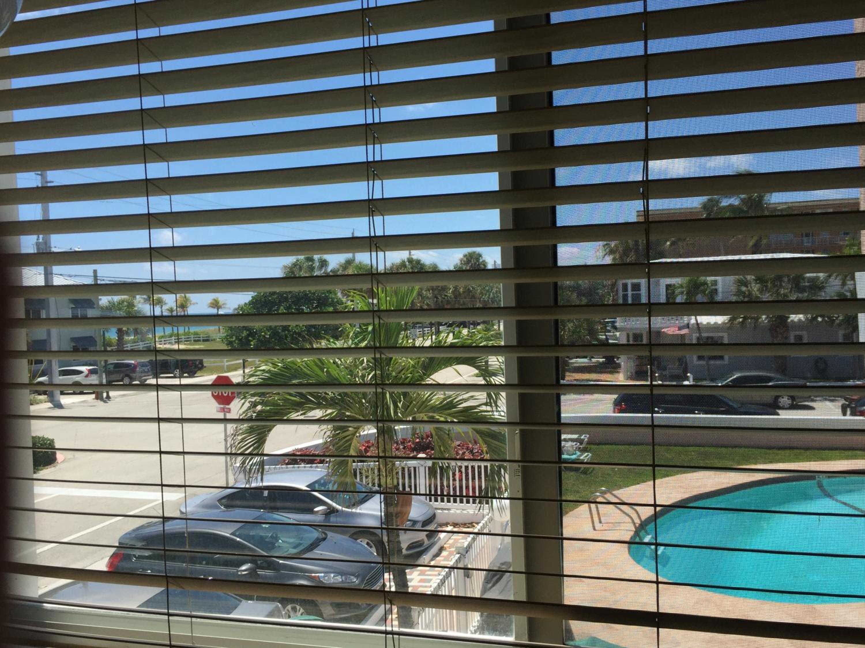 One Bedroom King Suite - Partial Ocean View 