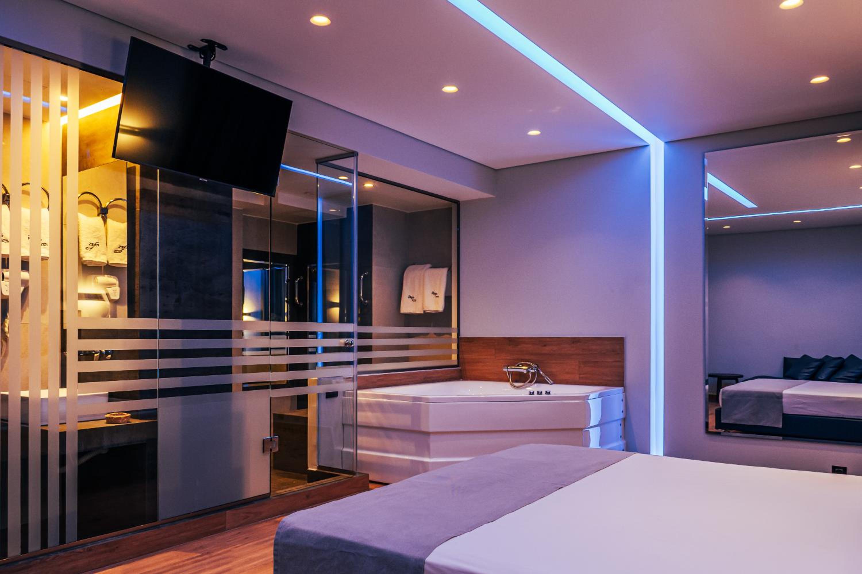 Suite with Sauna