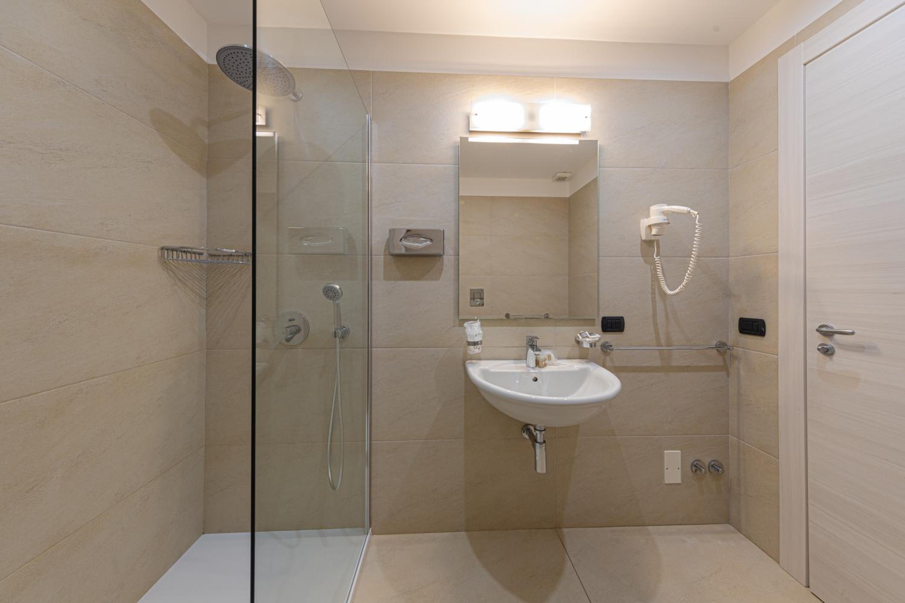 Triple Room with Garden View