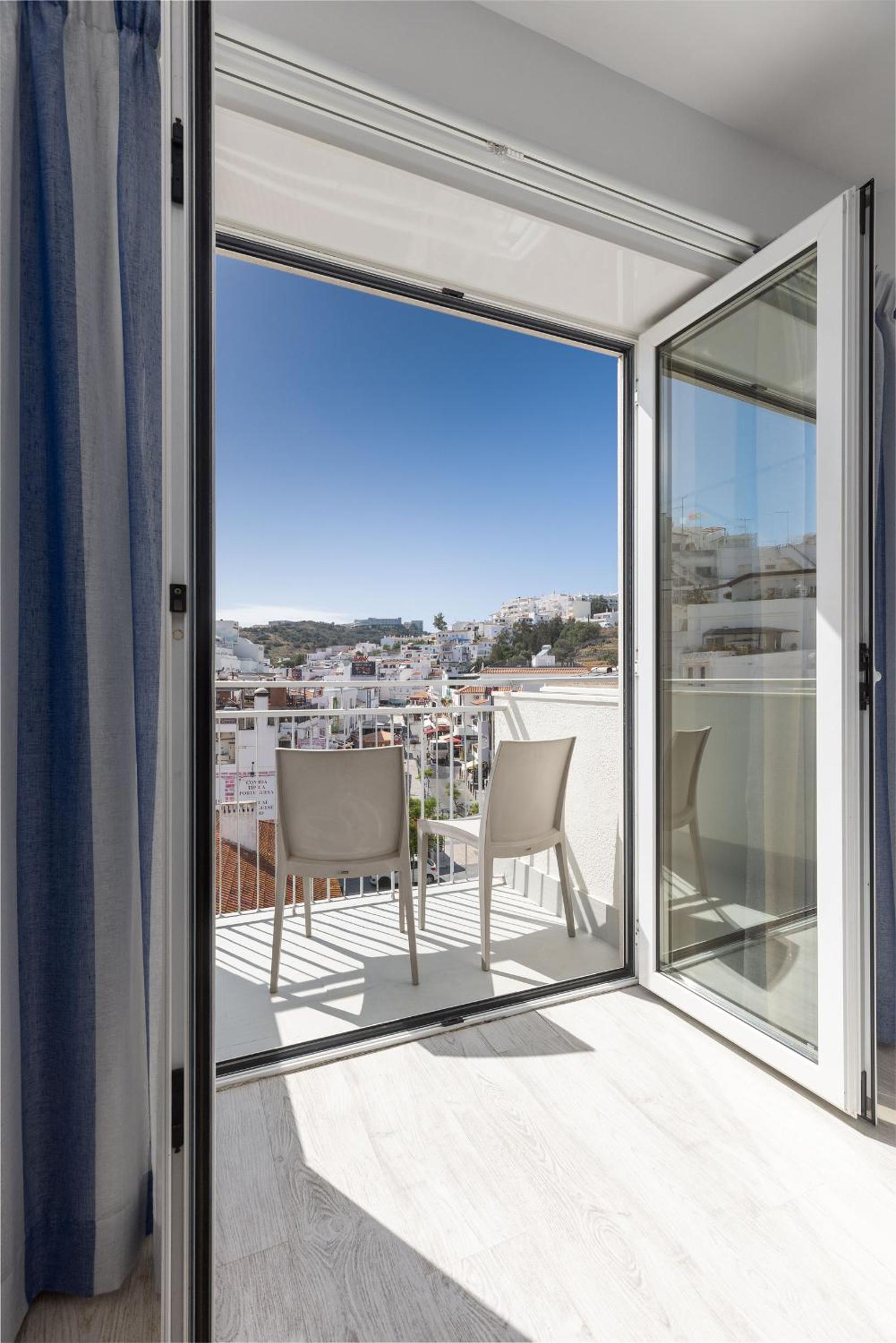 Double or Twin Room with Balcony