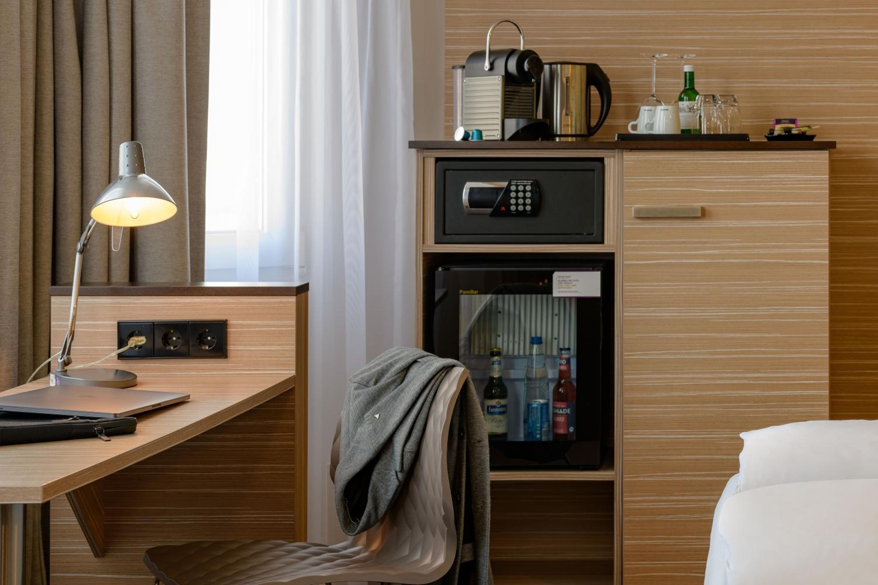 Privilege Queen Room