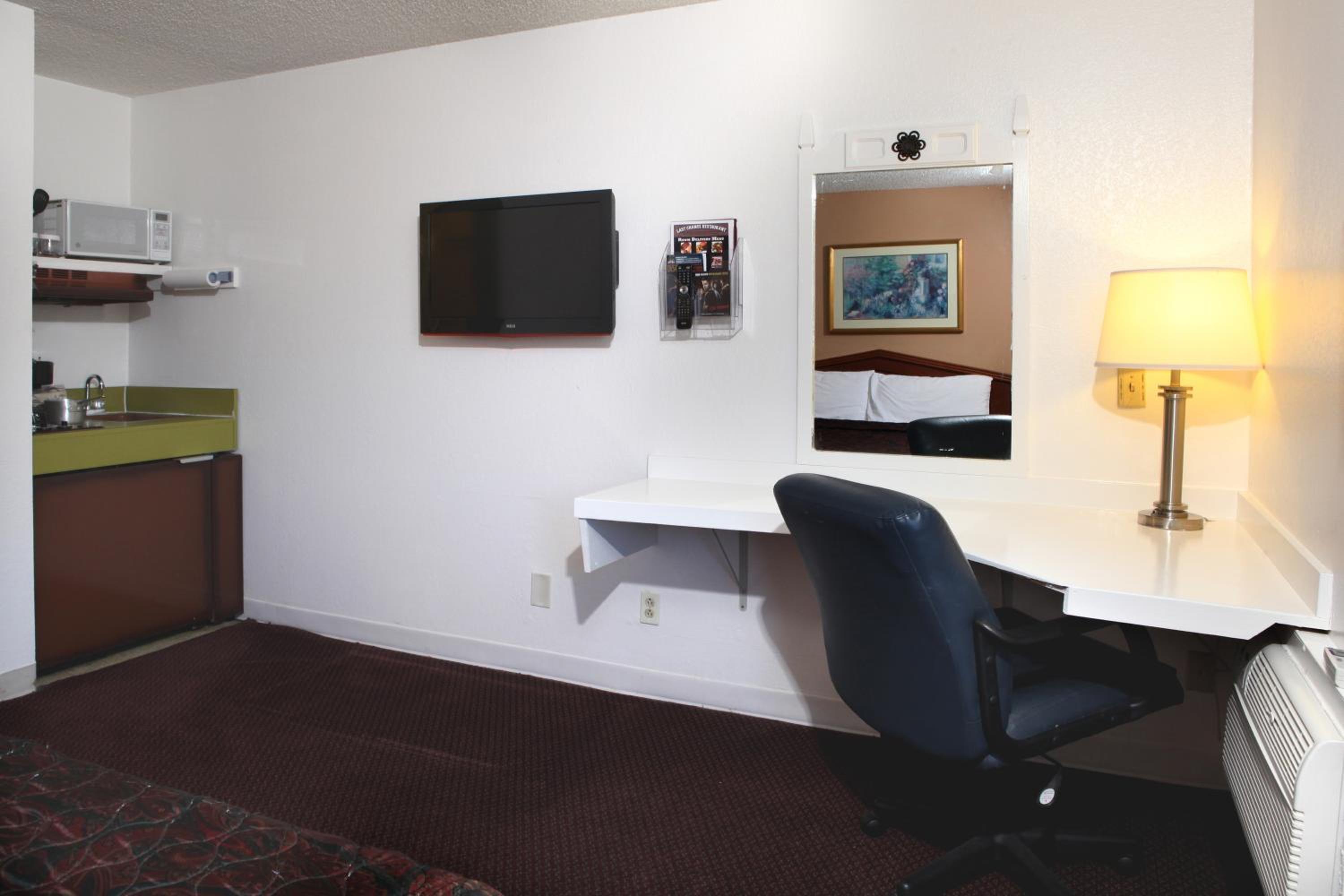 King Room - Non-Smoking