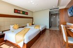 Deluxe Twin Room with Balcony and Sea View в Grand Sea Hotel