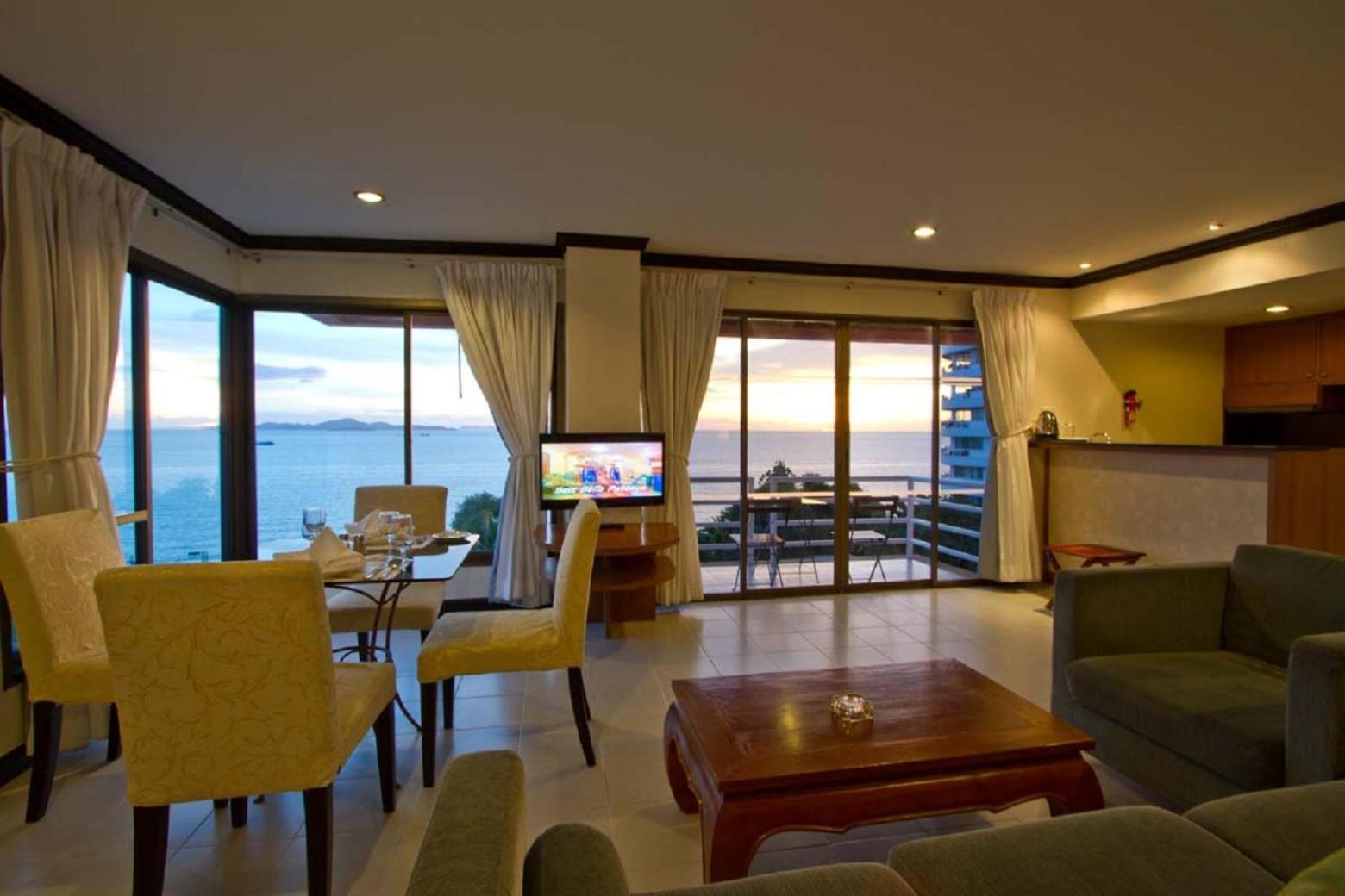 Suite with Sea View