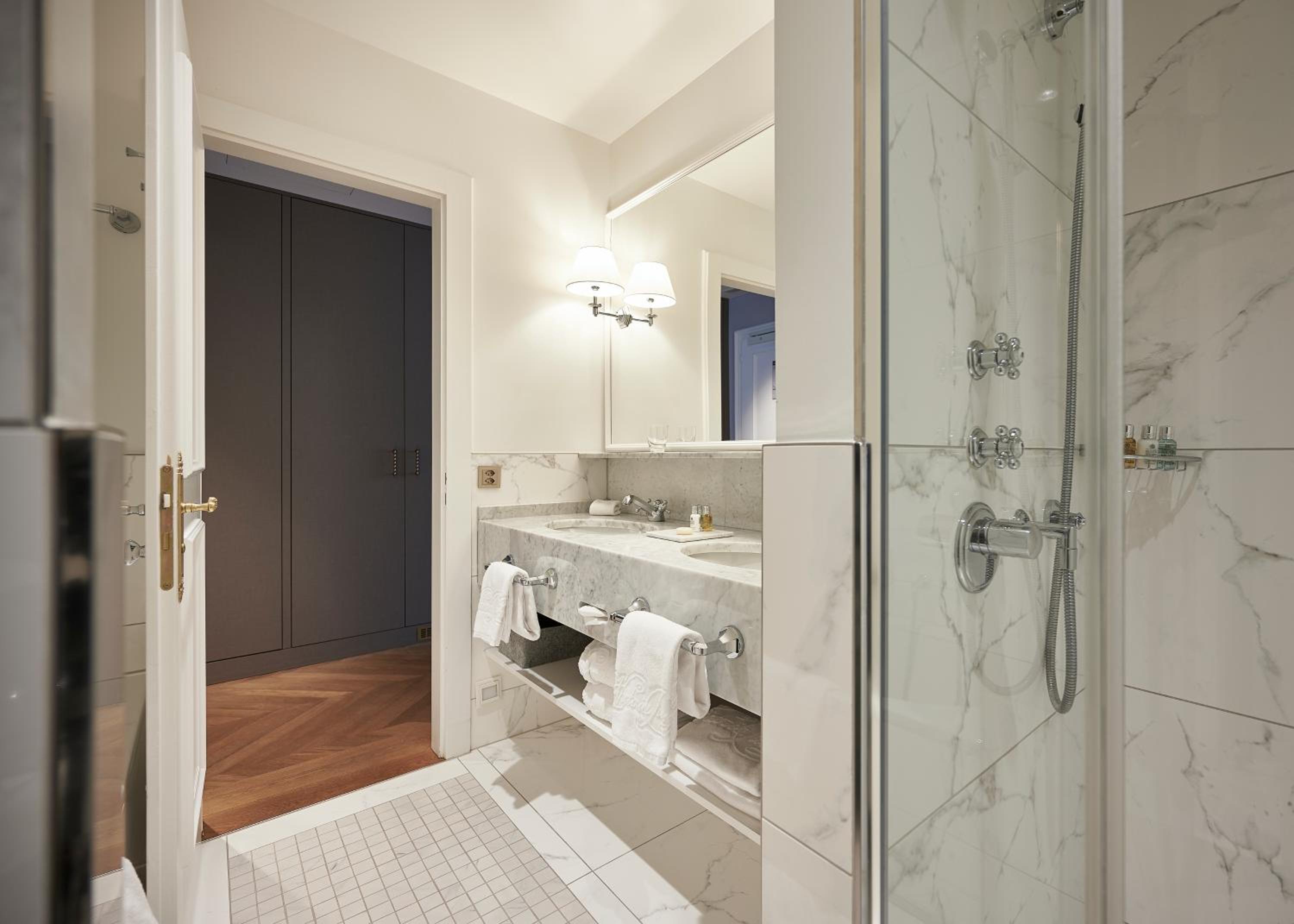 Superior Junior Suite