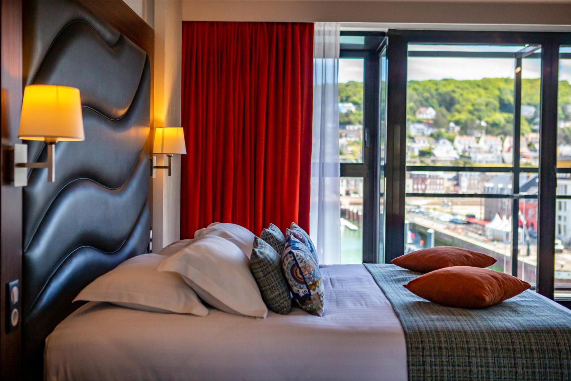 Junior Suite (2 People) with Sea View