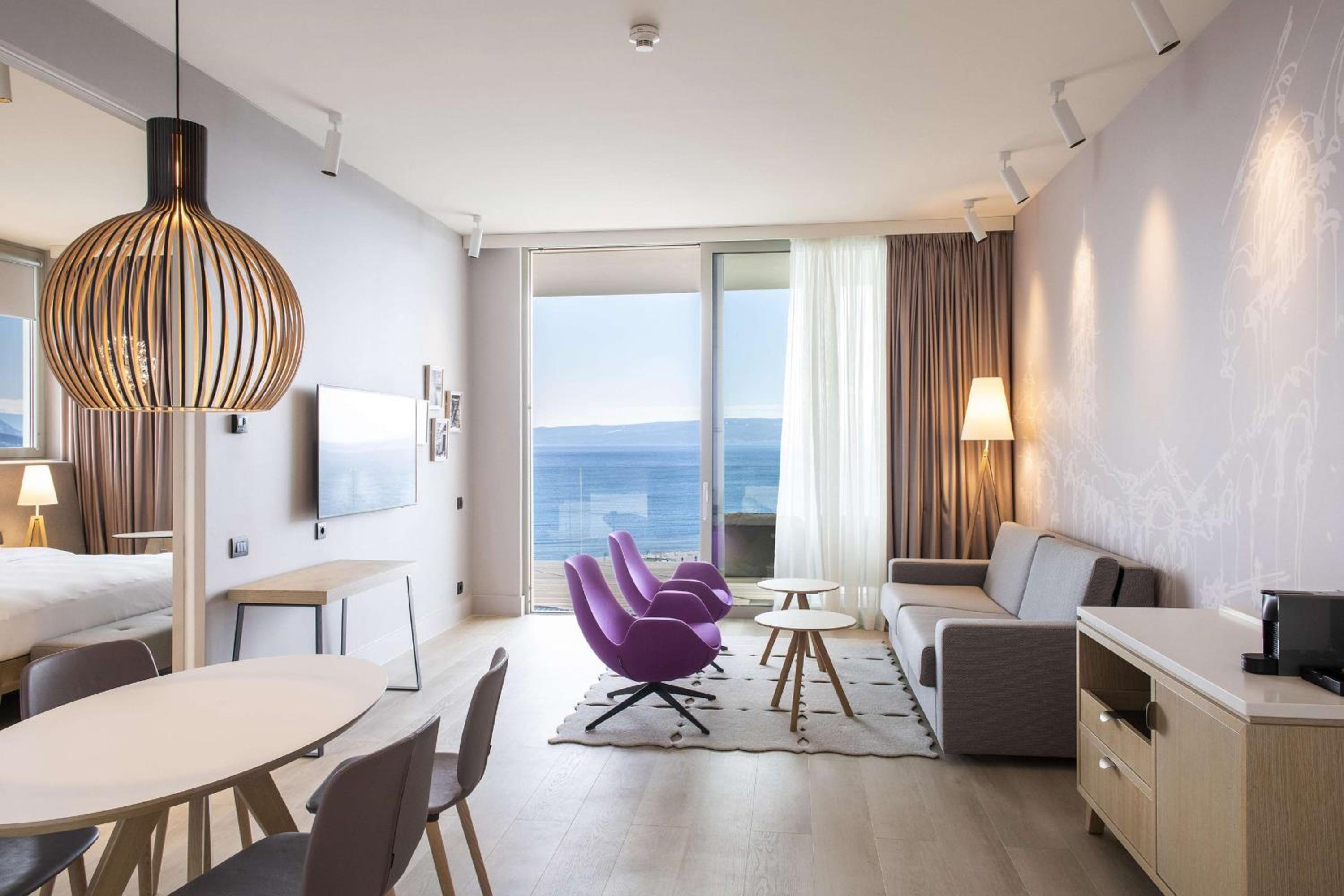 Premium Suite with Sea View and Terrace