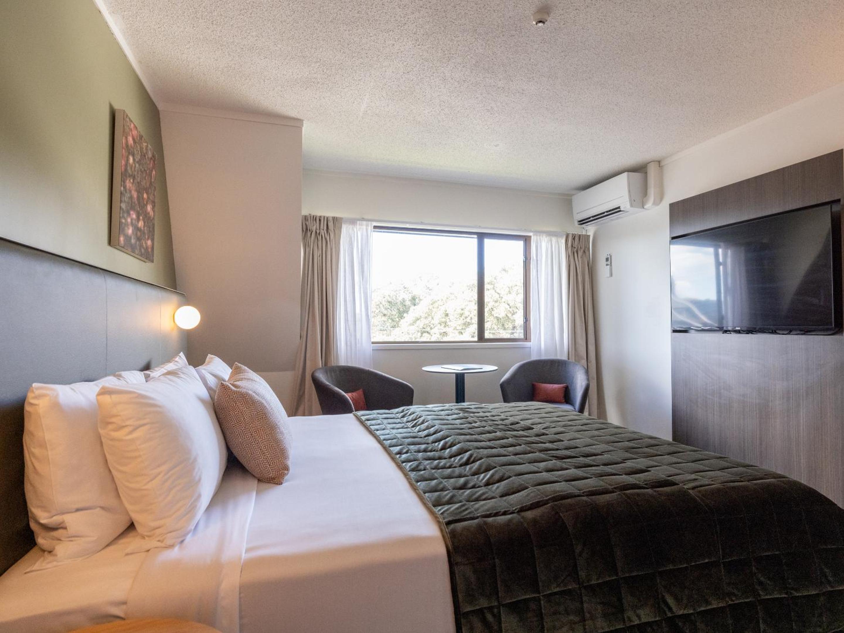 Premium King with Lounge