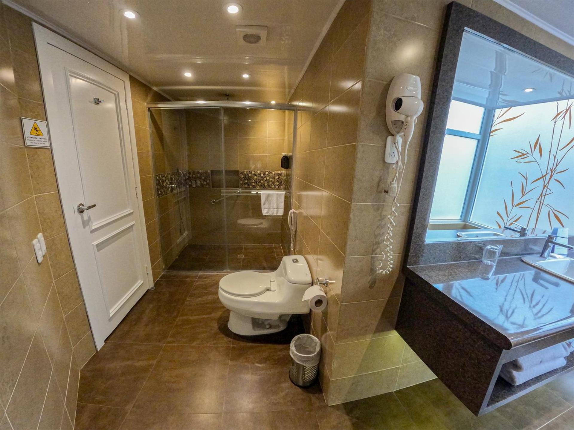 Superior Suite with 2 Single Beds