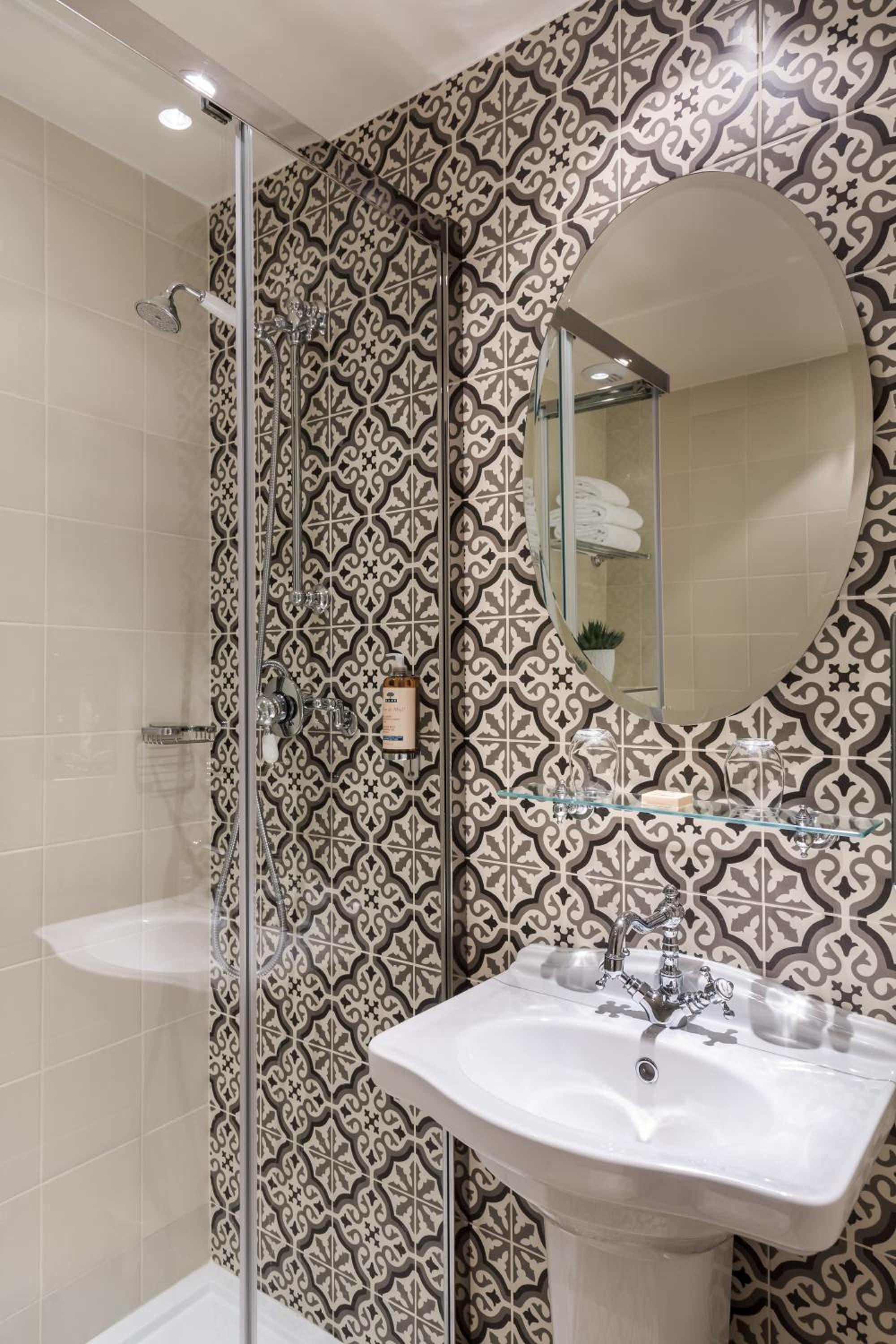 Superior Double or Twin Room with Terrace