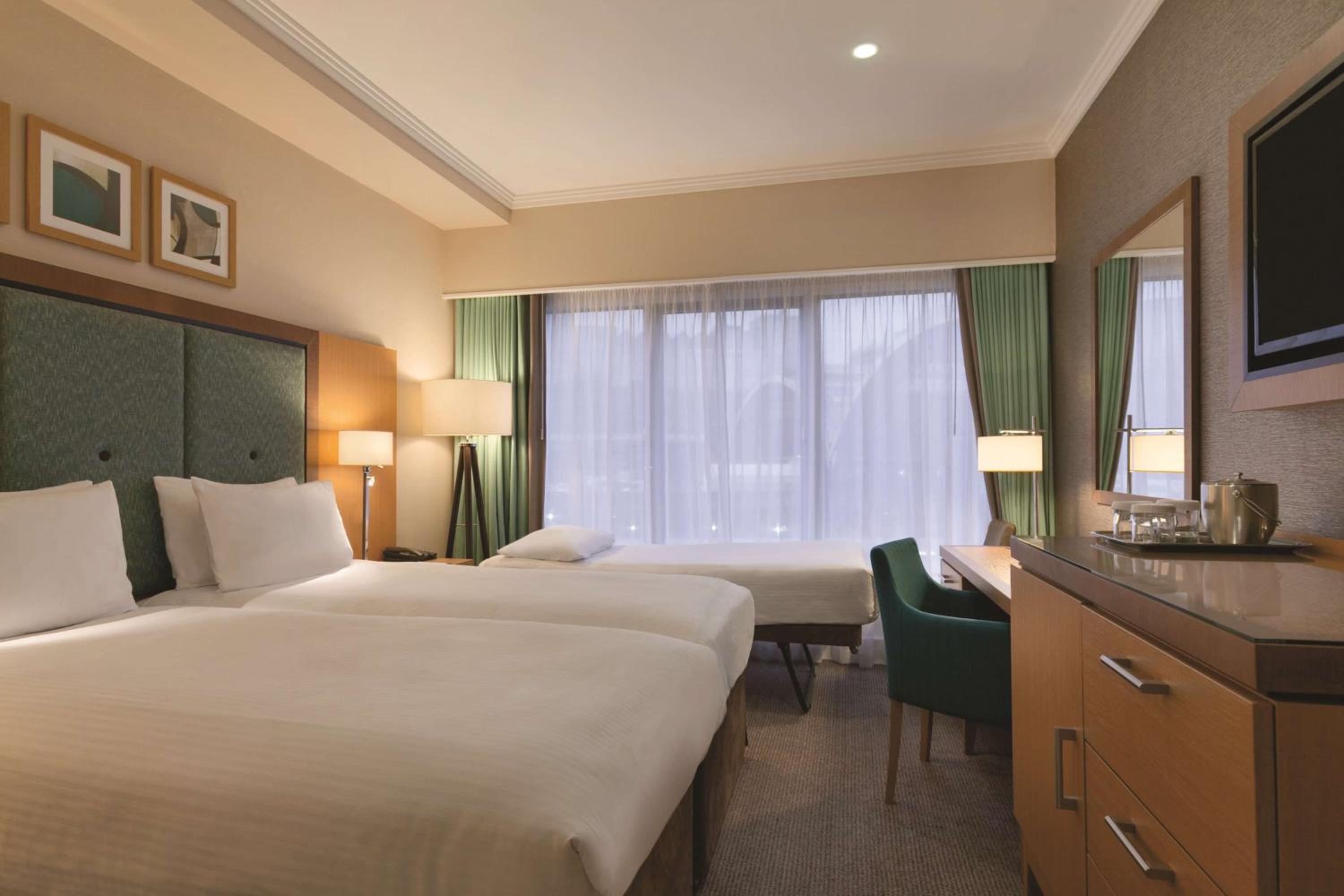Family Twin Room