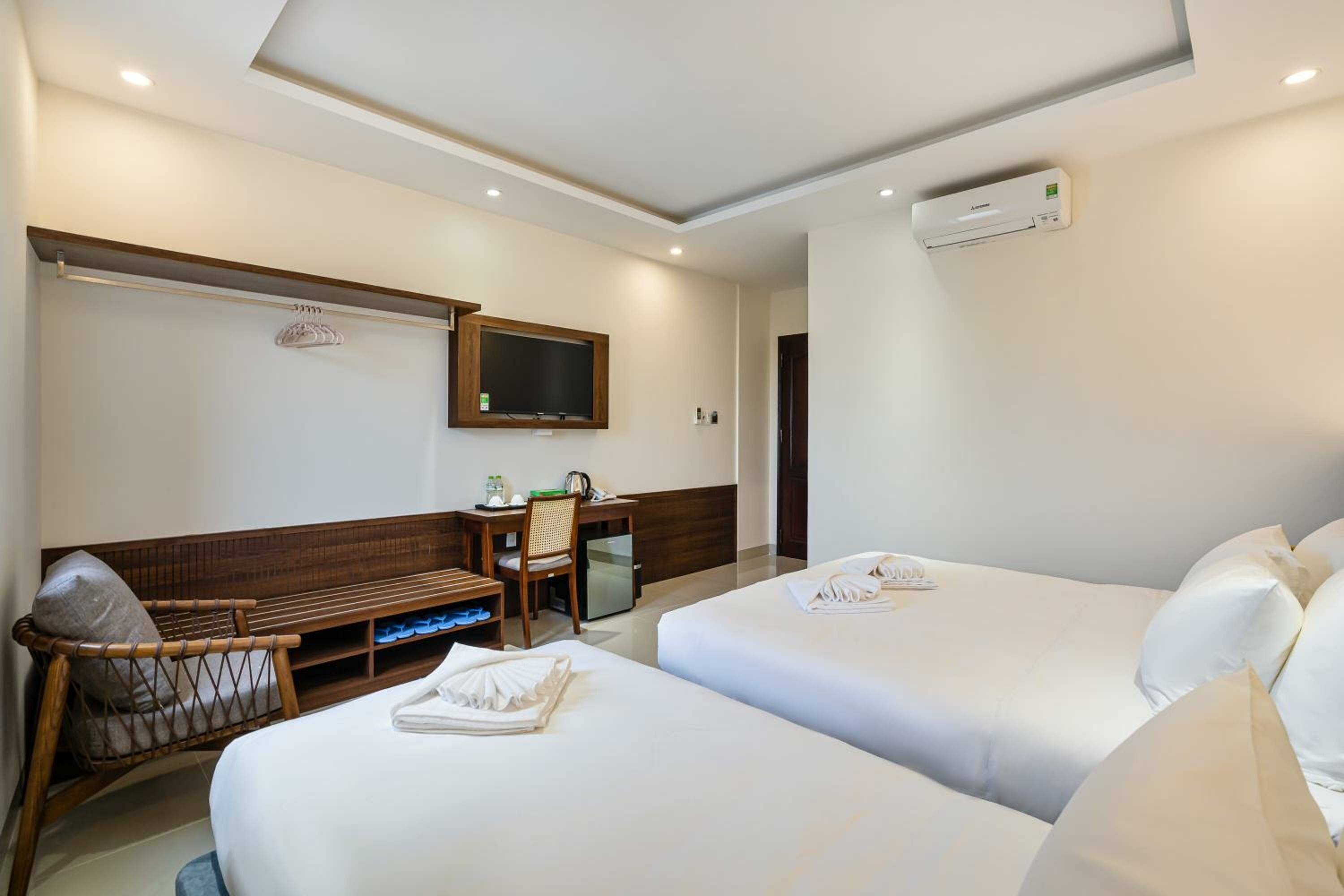 Deluxe Triple Room